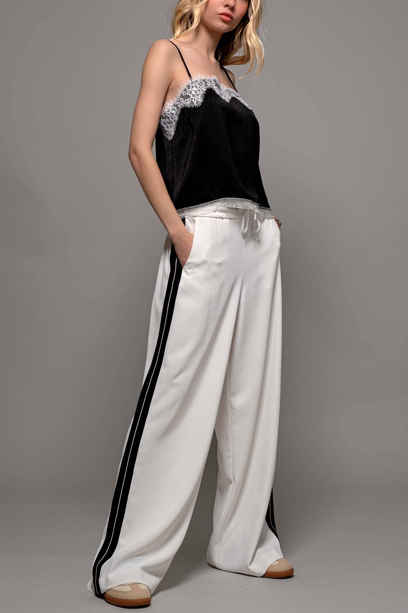 Scalloped Lace Trim Satin Camisole Top