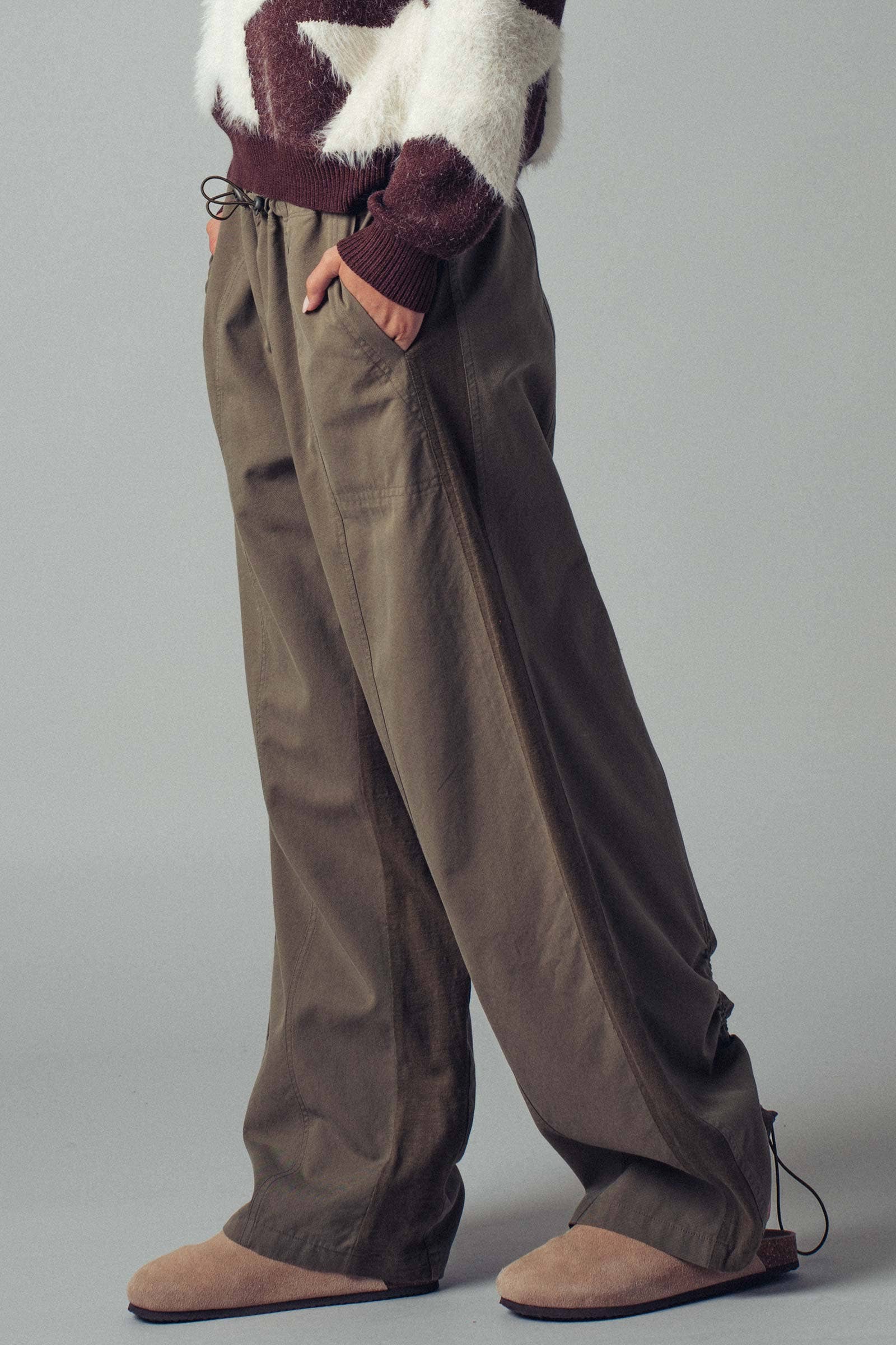 Urban Daizy Drawstring Waist Wide-Leg Relaxed Pants Olive Pants - Women's (UDZ-TP-00814) – alternate view 4