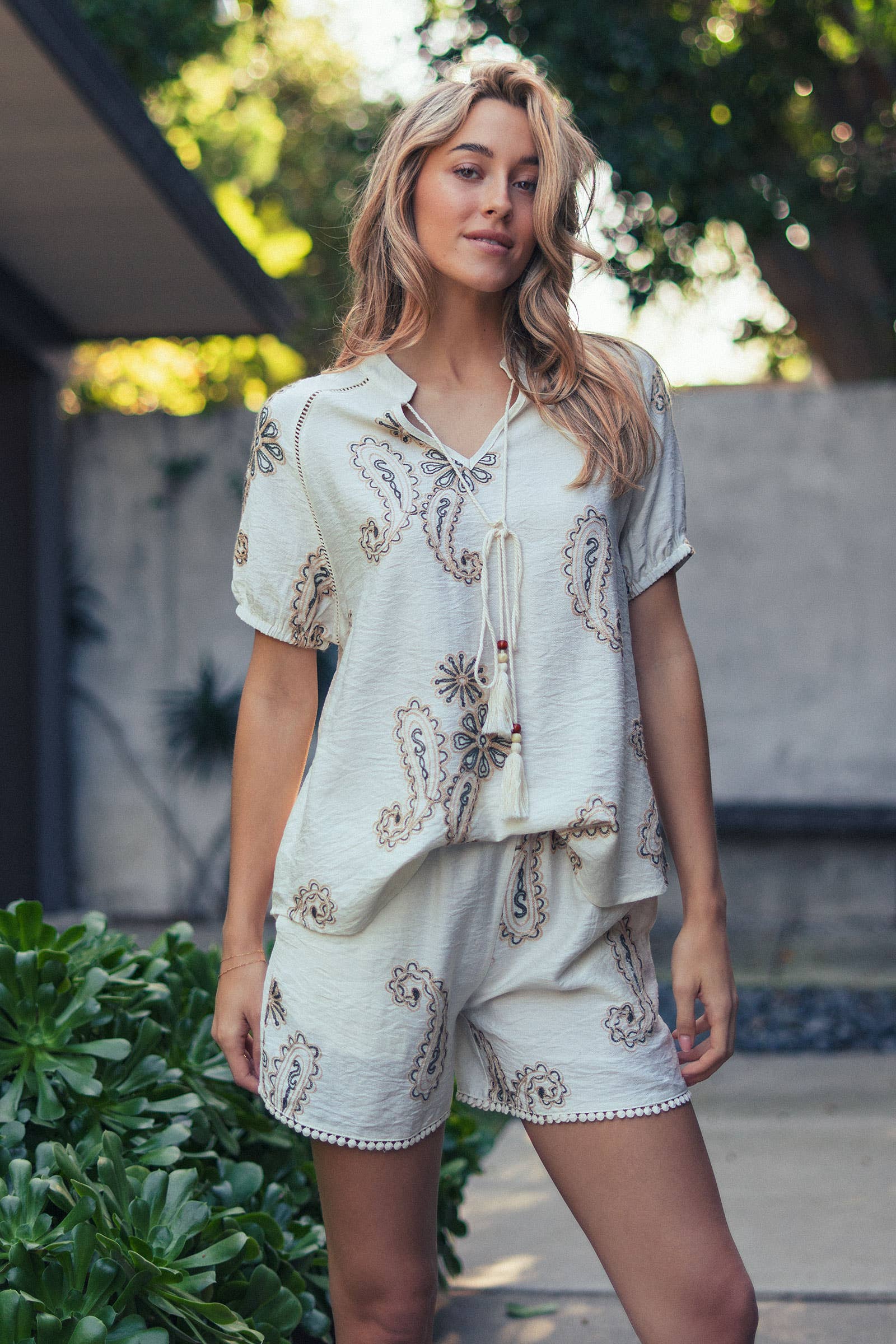 Paisley Embroidered Linen Blend Shorts