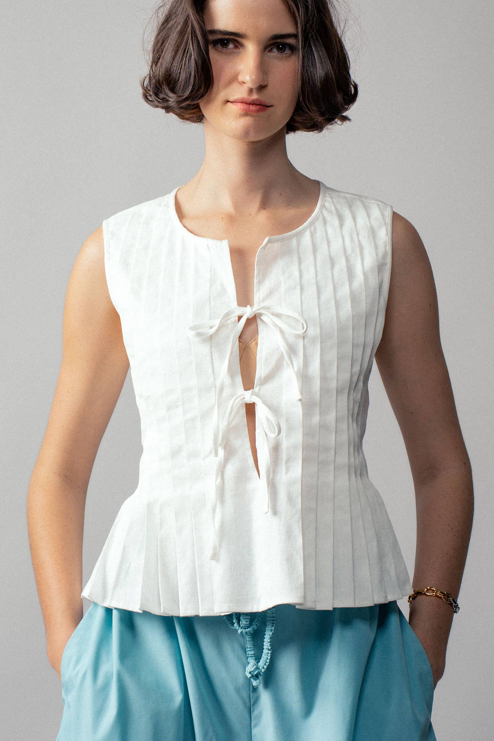 Urban Daizy Pleated Bow Front White Top Ivory Blouse - Women's (UDZ-DR-00389)