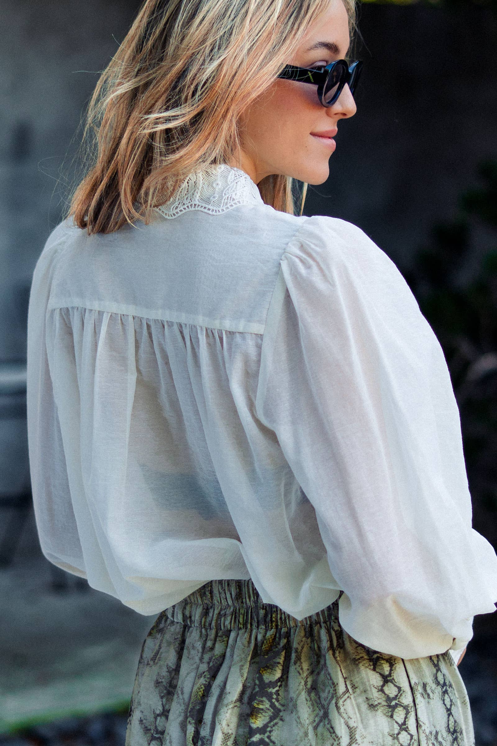 Urban Daizy Romantic Lace Collar Puff Sleeve Cotton Blend Blouse Ivory Blouse - Women's (UDZ-TP-01069) – alternate view 5