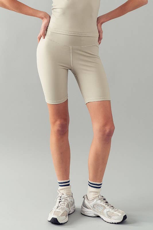 Urban Daizy High-Waisted Compression Bike Shorts Black Athletic Shorts - Women's (UDZ-PT-00163) – alternate view 3