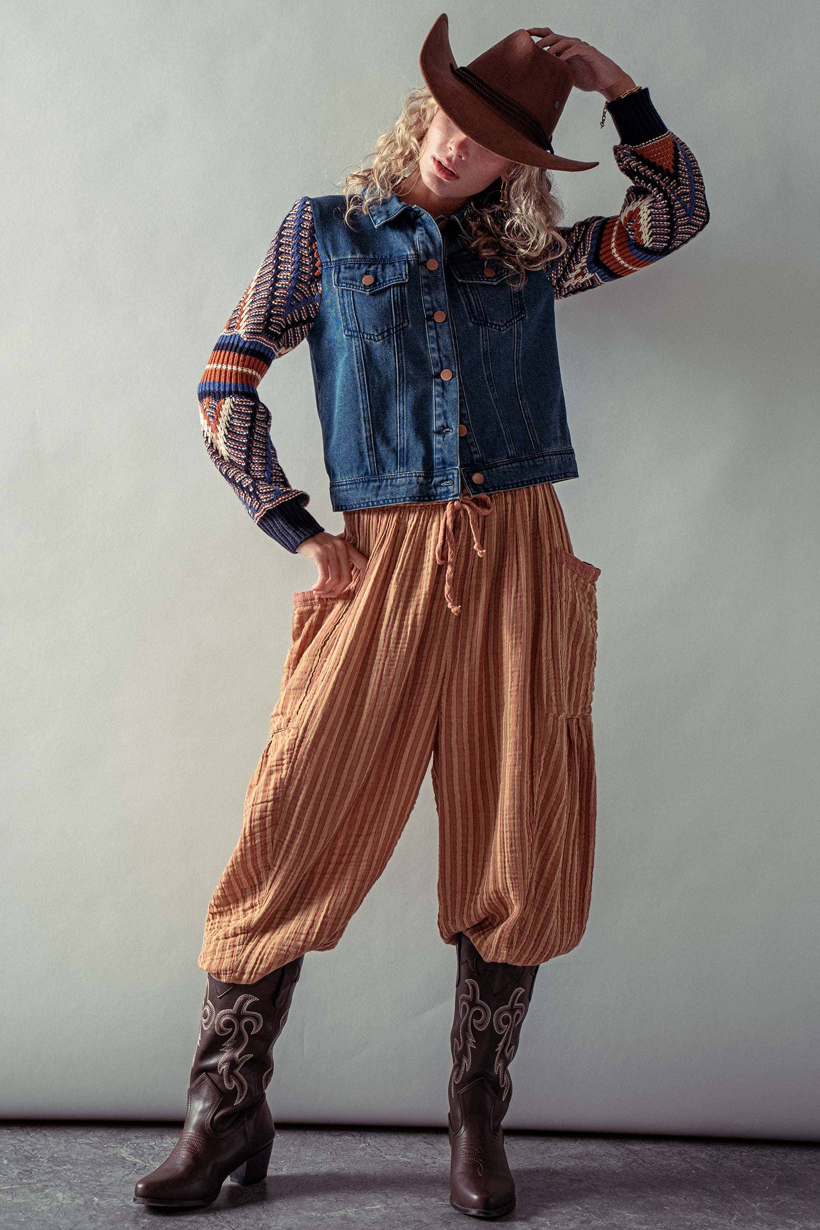 Urban Daizy Knit Sleeves Denim Jacket Denim Denim Jacket - Women's (UDZ-KN-00655) – alternate view 5