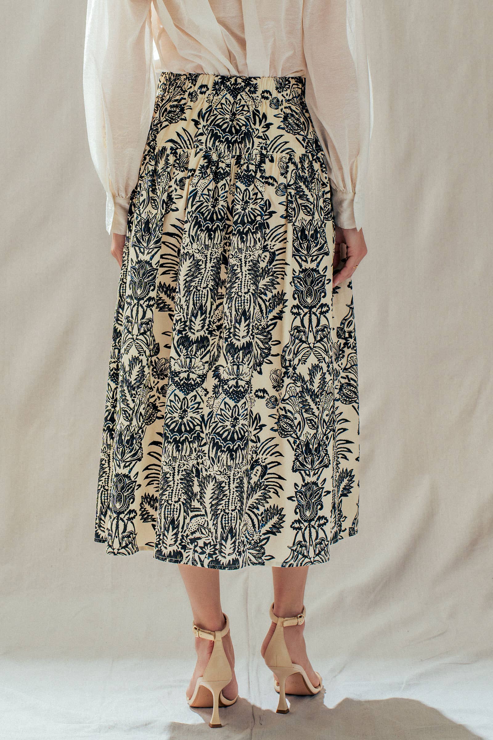 Urban Daizy Botanical Print Cotton Midi Skirt with Pockets Ivory-Black Skirt - Women's (UDSK0102) – alternate view 5