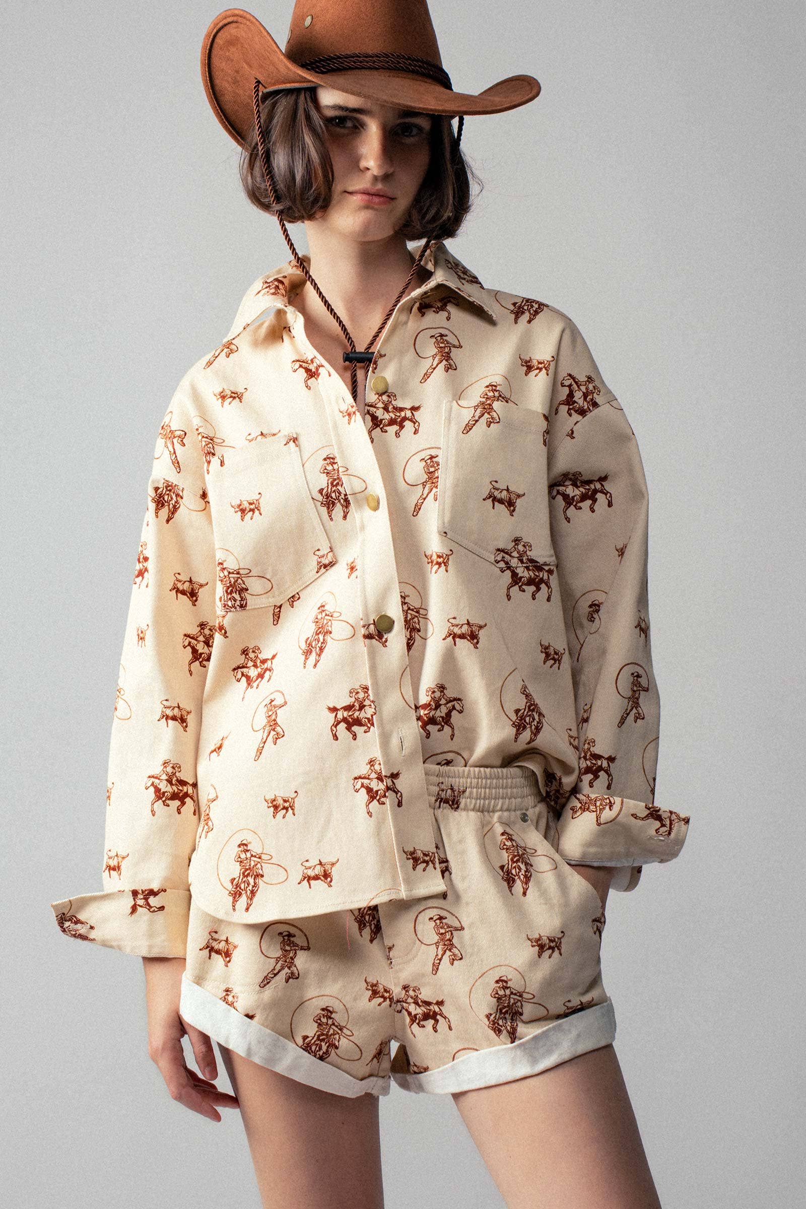 Urban Daizy Western Rodeo Ready Roundup Shirt Ivory Button Down Shirt - Women's (UDZ-DR-00390) – alternate view 8