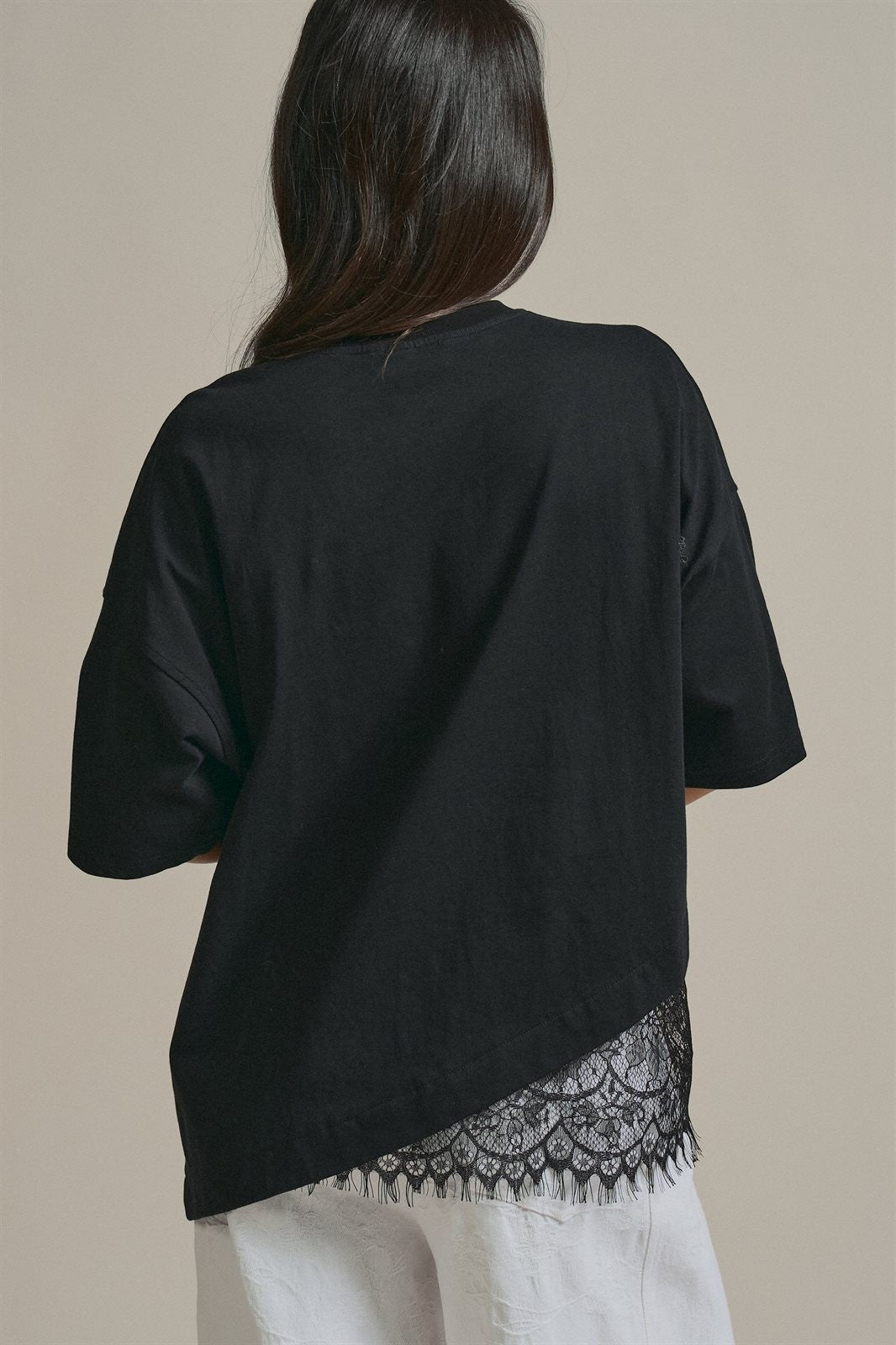 Oversized Cotton Tee with Asymmetric Lace Hem in BLACK - Women's T-Shirts & Polos | Urban Daizy