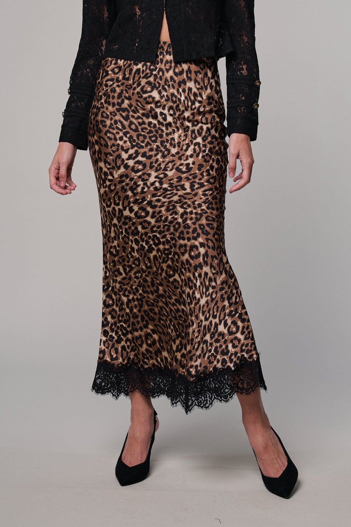 Leopard Print Lace Hem Maxi Skirt in LEOPARD - Women's Maxi Skirts | Urban Daizy