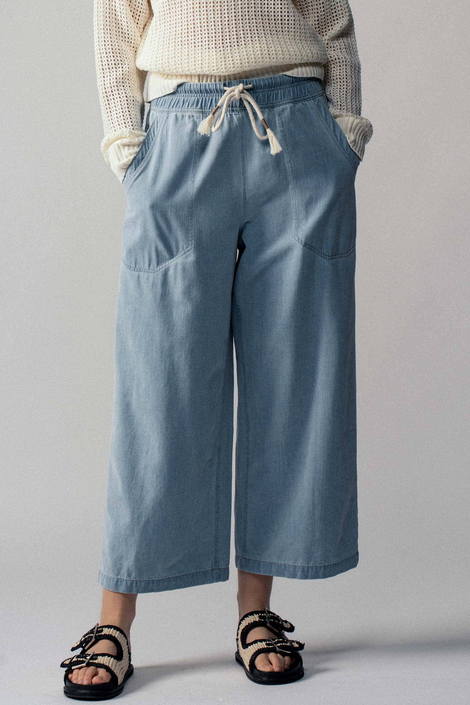 Light Blue Wide-Leg Cropped Pants