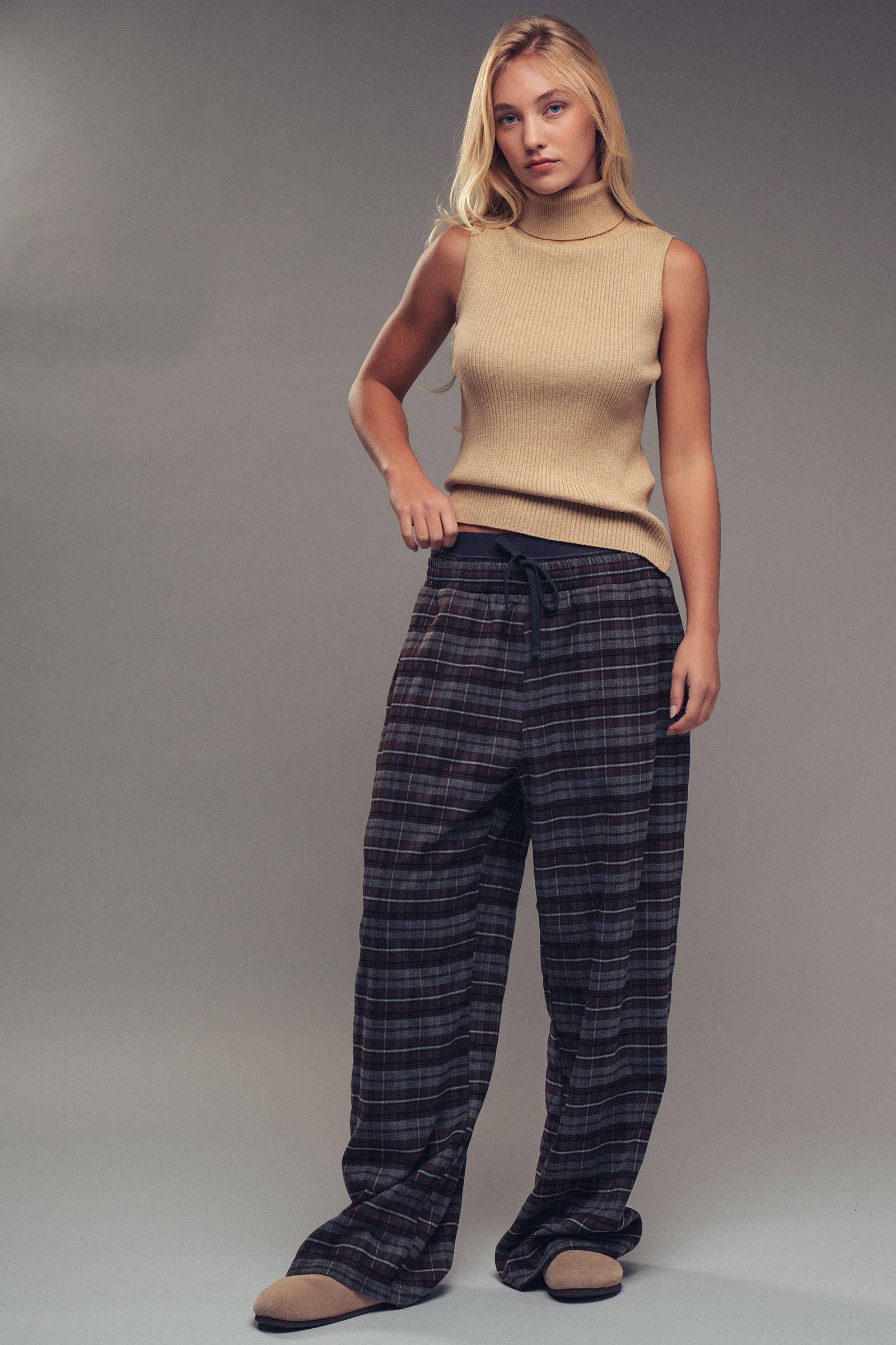 Urban Daizy Plaid Wide-Leg Lounge Pants Brown-Multi Lounge Sweatpants/Joggers - Women's (UDZ-KN-00150) – alternate view 8
