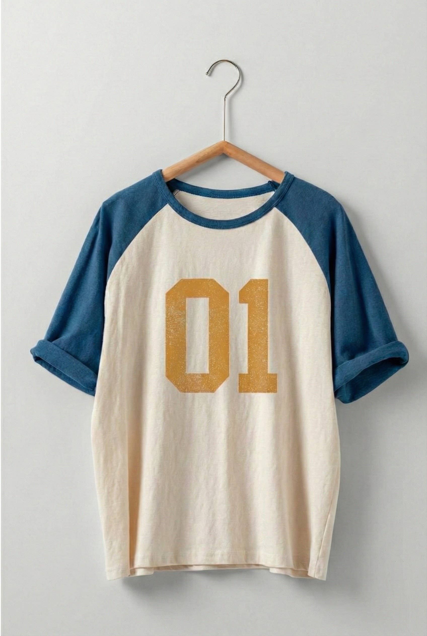 Urban Daizy Vintage Varsity Graphic Raglan Baseball Tee Ivory-Navy T-Shirt (Graphic) - Women's (UDZ-TP-01068)