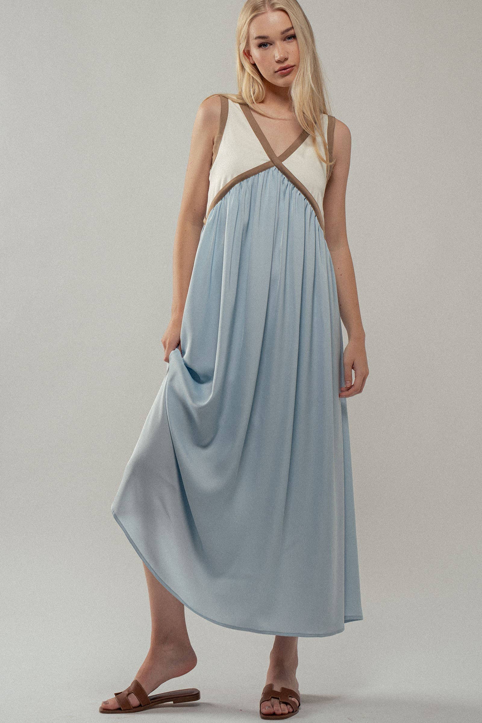 Contrast Piping Empire Waist Dress