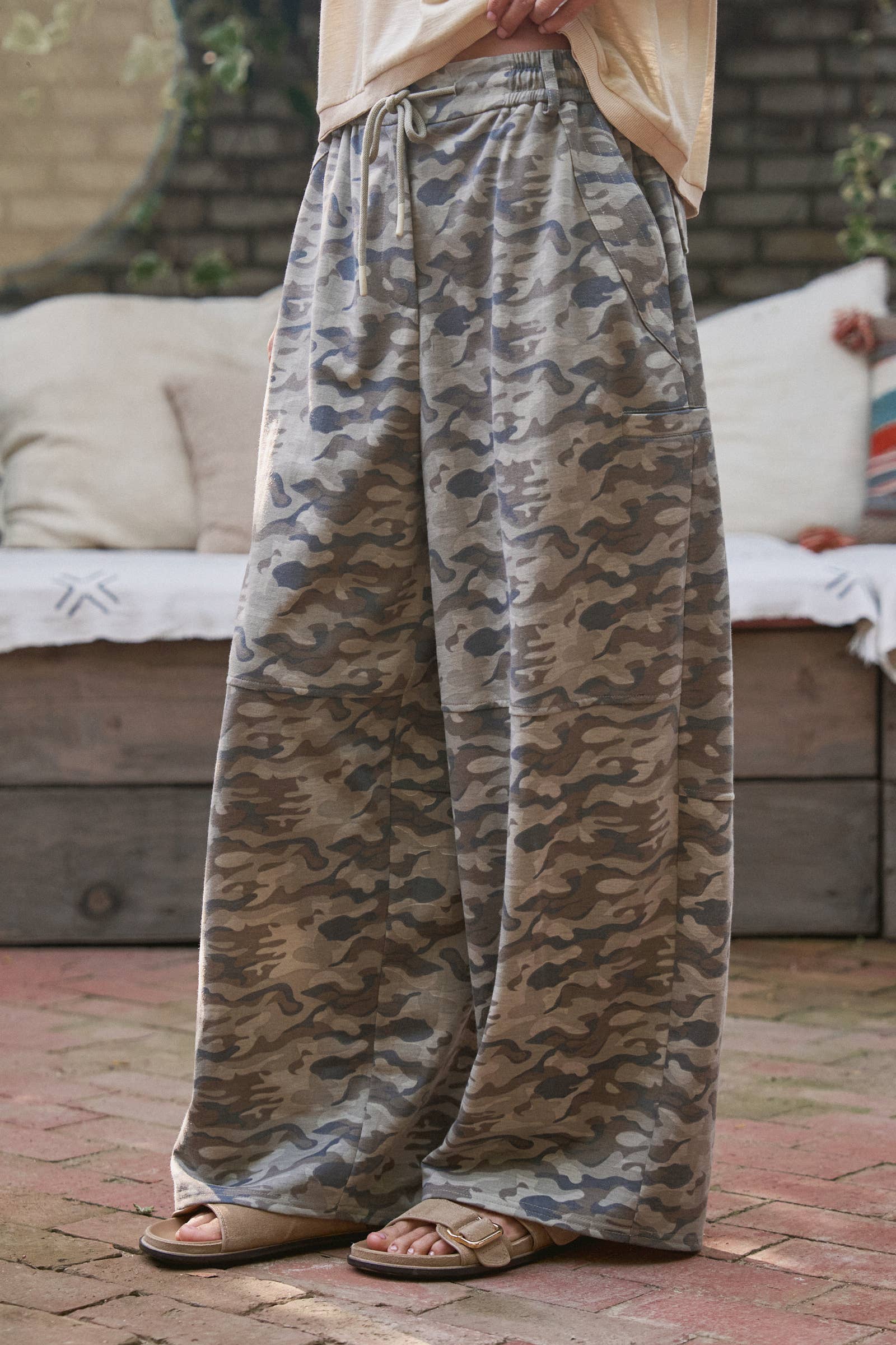 Camo Print Wide Leg Cargo Sweatpants