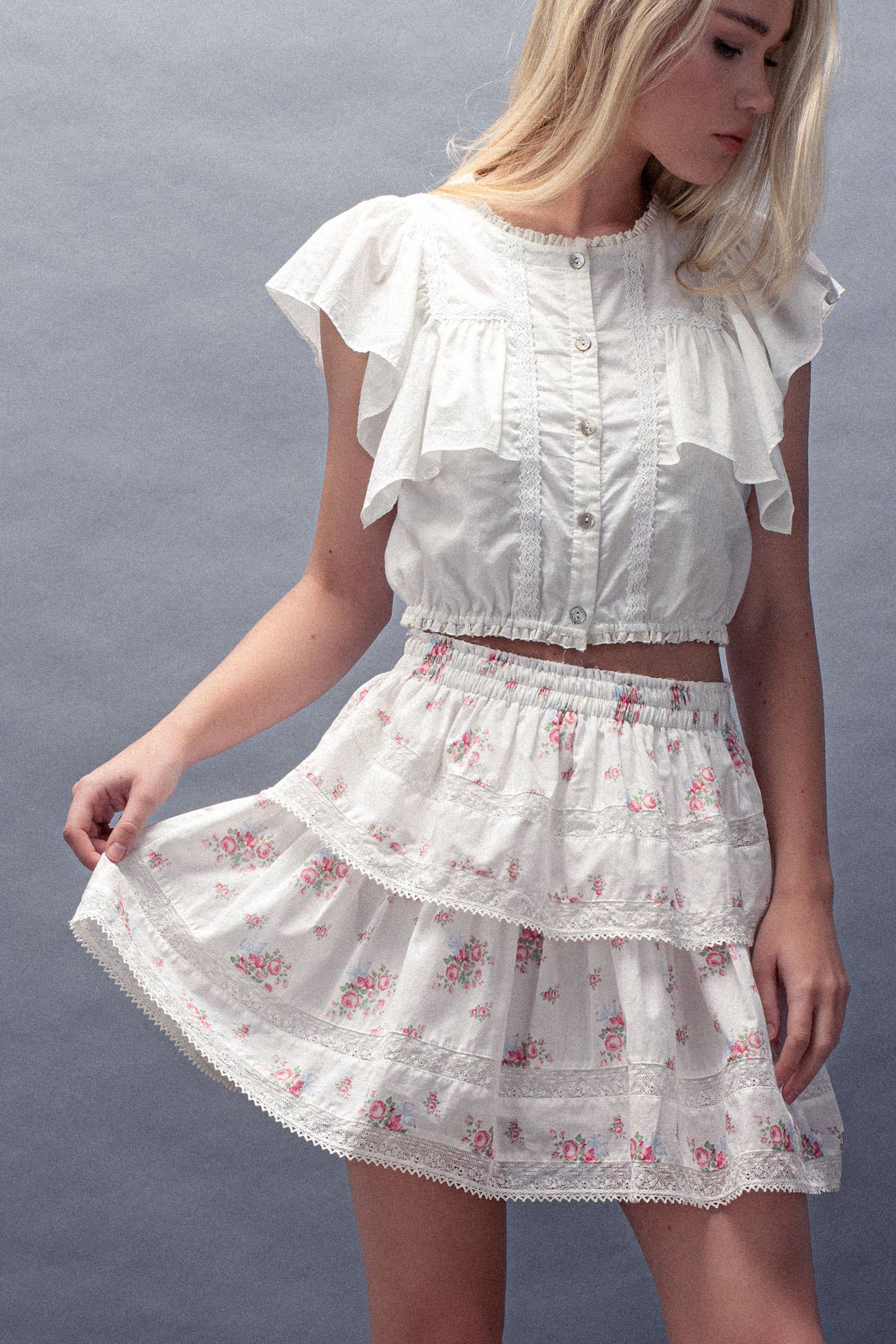 Urban Daizy Romantic Rose Print Lace Trim Tiered Mini Skirt Ivory Skirt - Women's (UDZ-AC-00158) – alternate view 3