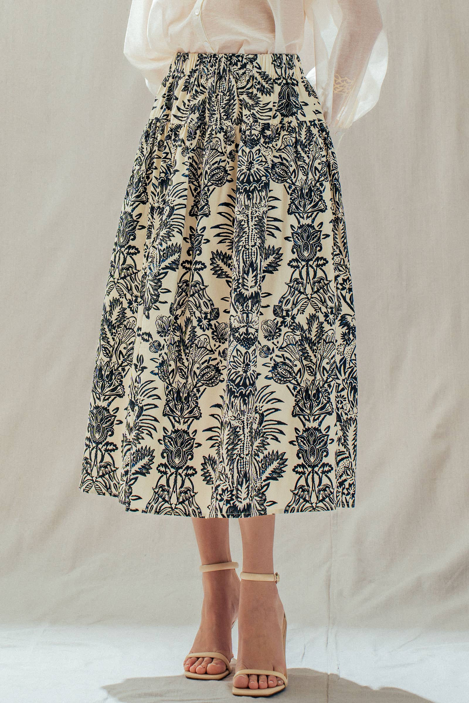 Urban Daizy Botanical Print Cotton Midi Skirt with Pockets Ivory-Black Skirt - Women's (UDSK0102) – alternate view 3