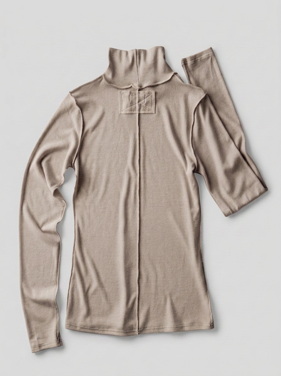 Contrast Seam Turtleneck Knit Top