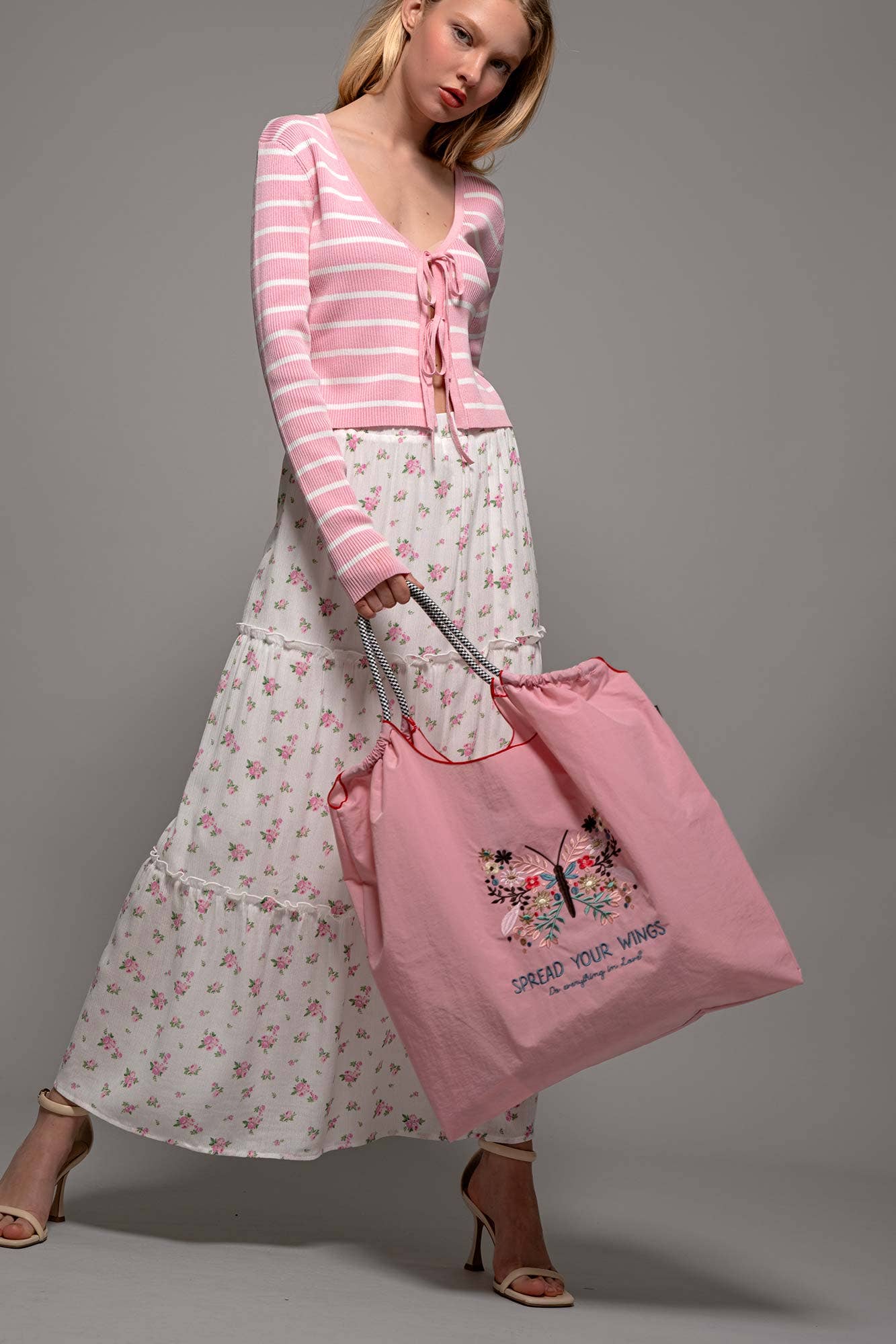 Urban Daizy Butterfly Floral Embroidered Oversized Tote Bag Pink Tote Bag - Women's (UDZ-DR-00388) – alternate view 6