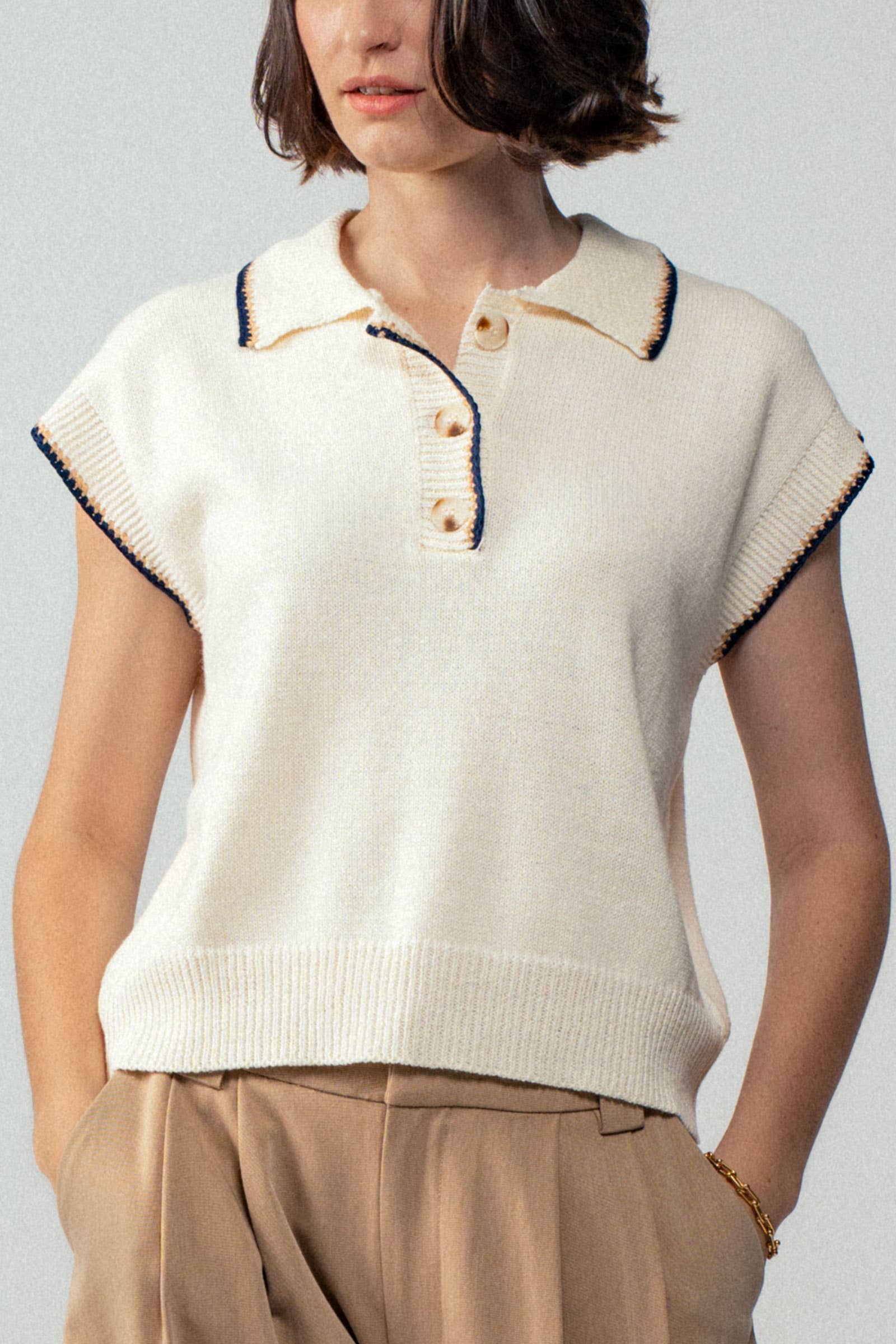 Urban Daizy Contrast Stitch Cropped Polo Knit Top Ivory Polo - Women's (TNTP3807-Ivory)