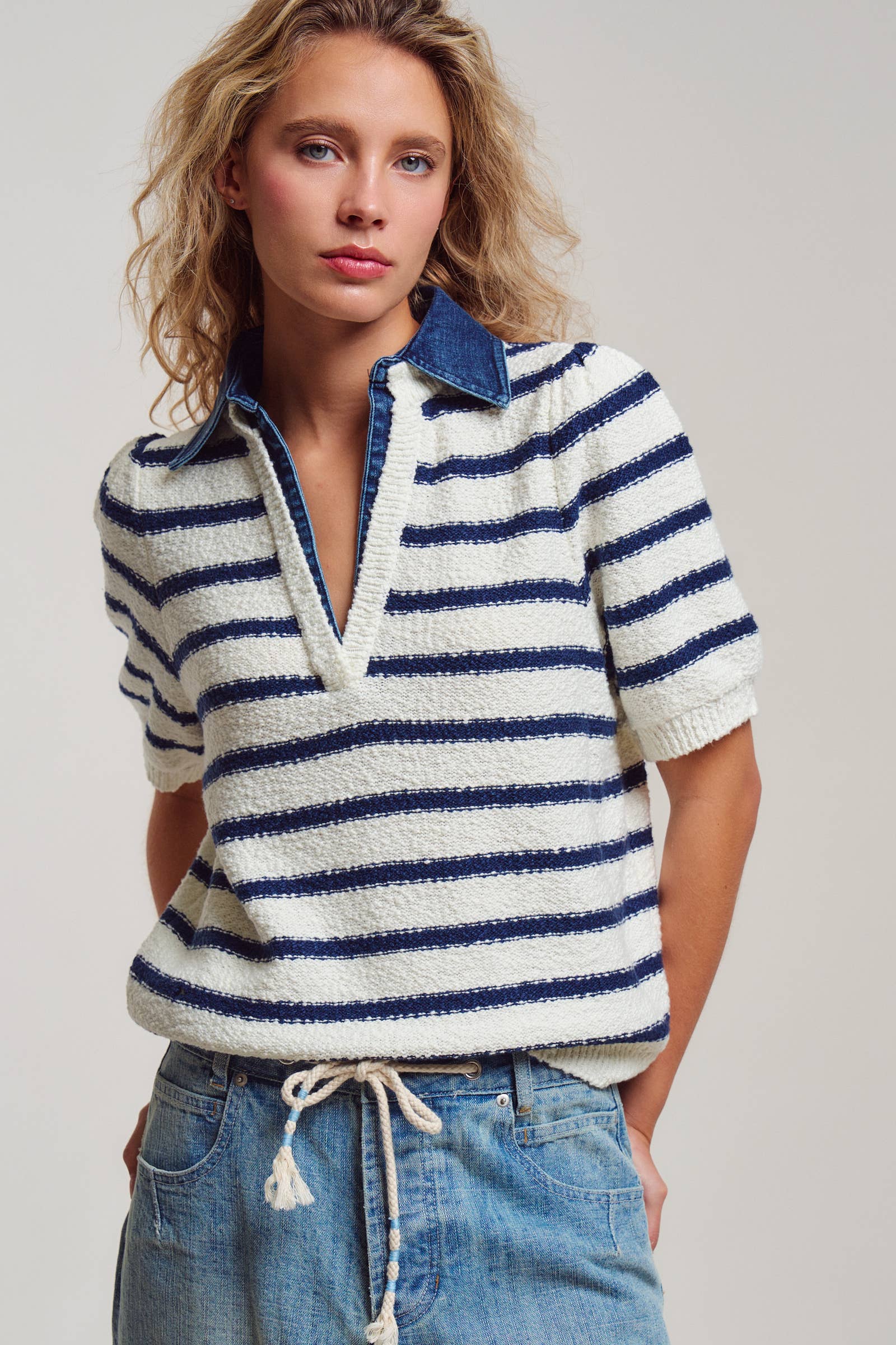 Urban Daizy Denim Collar Striped Textured Knit Puff Sleeve Polo Ivory-Blue Polo - Women's (UDTP1433-Ivory-Blue) – alternate view 2