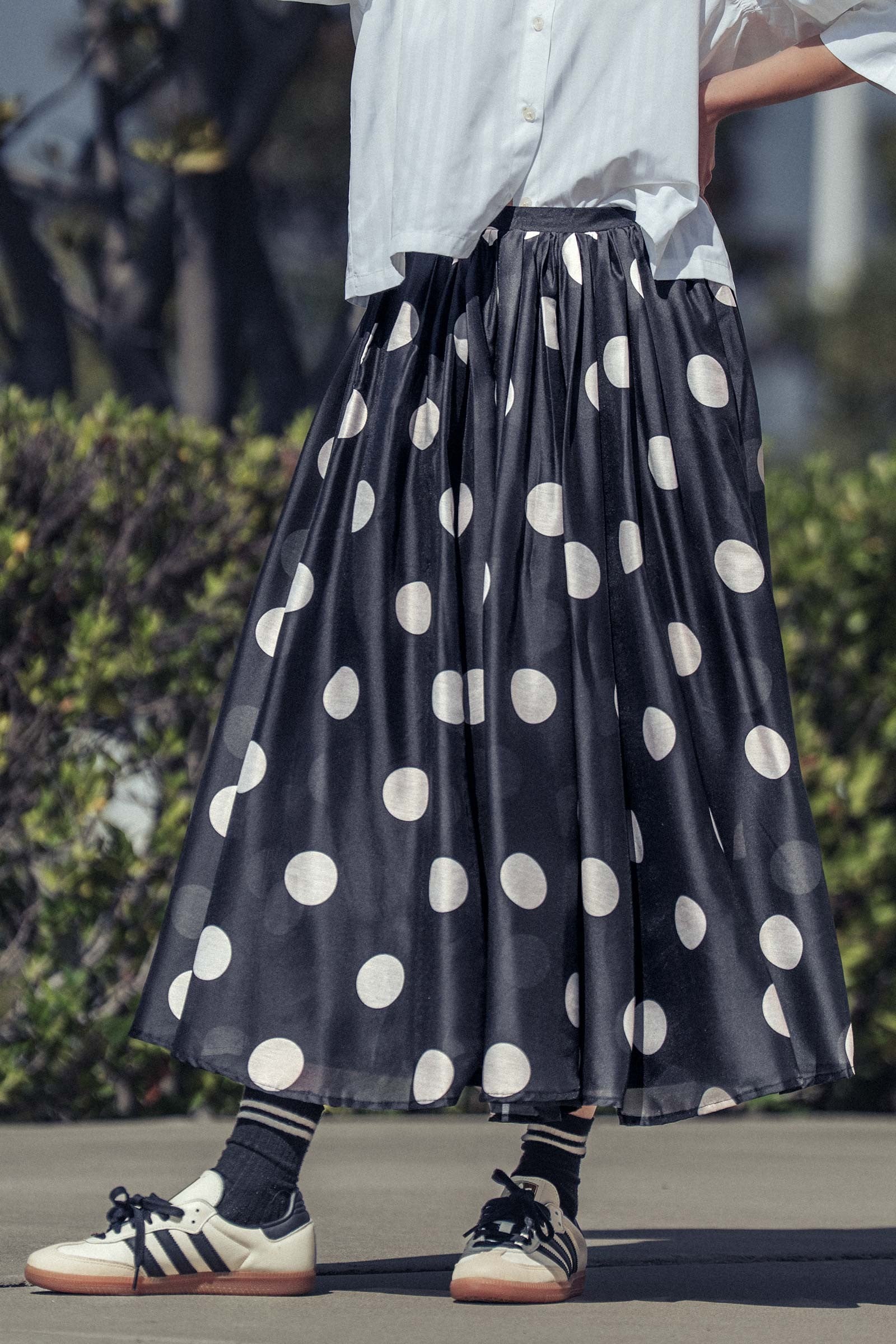 Polka Dot Elastic Waist Midi Skirt