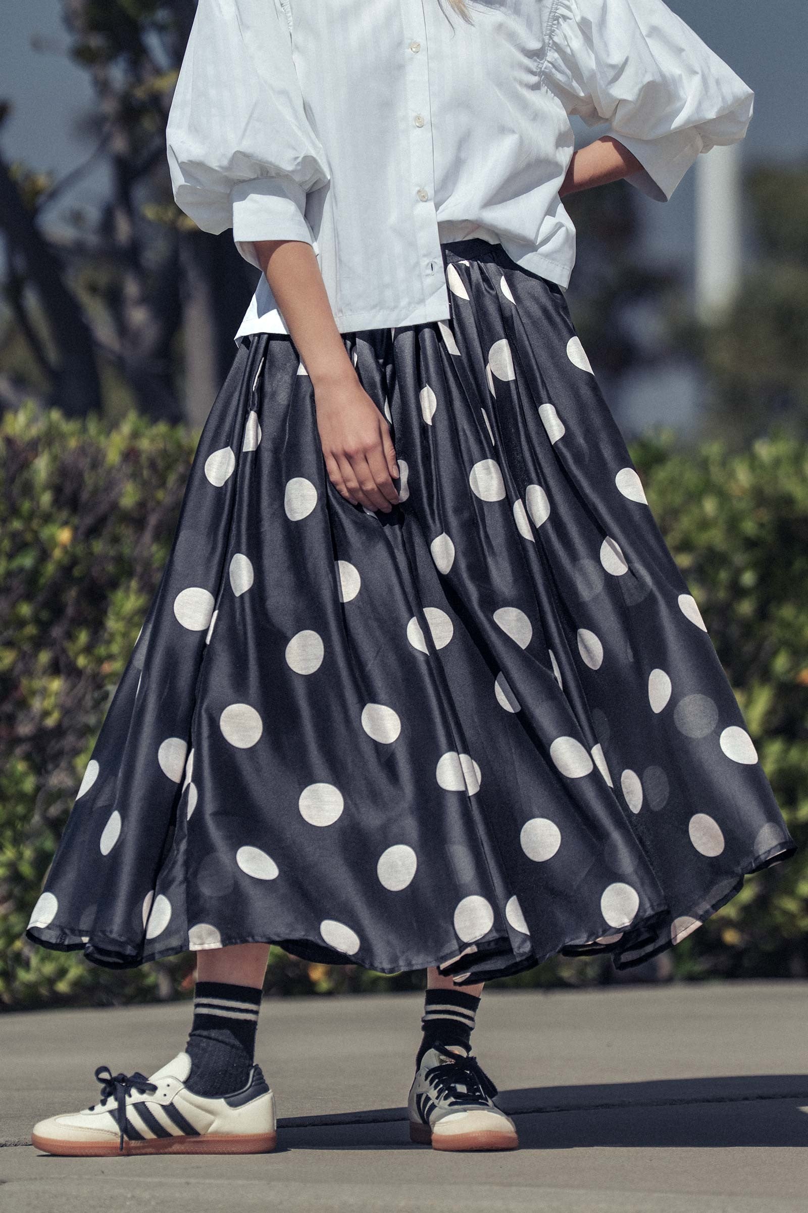 Polka Dot Elastic Waist Midi Skirt