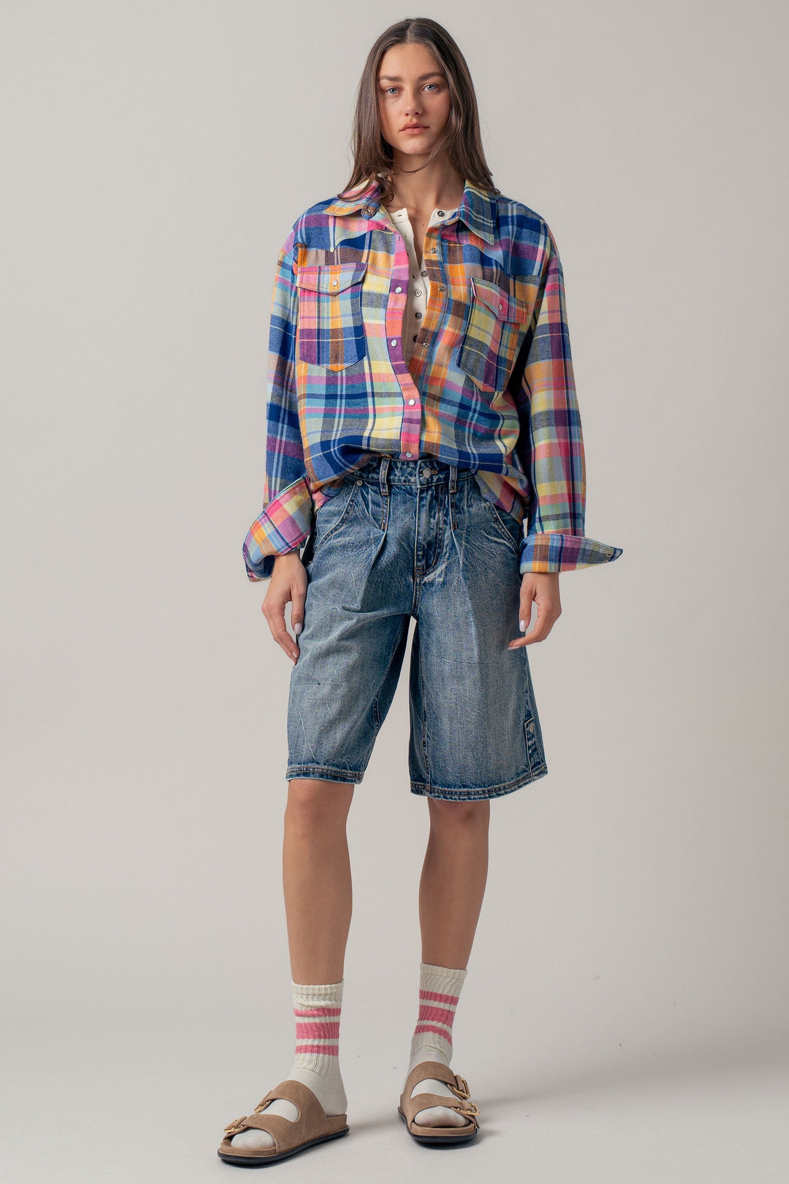 Oversized Plaid Button-Up Flannel Shirt w Pockets in BLUE MULTI - Women's Shirts & Blouses | Urban Daizy
