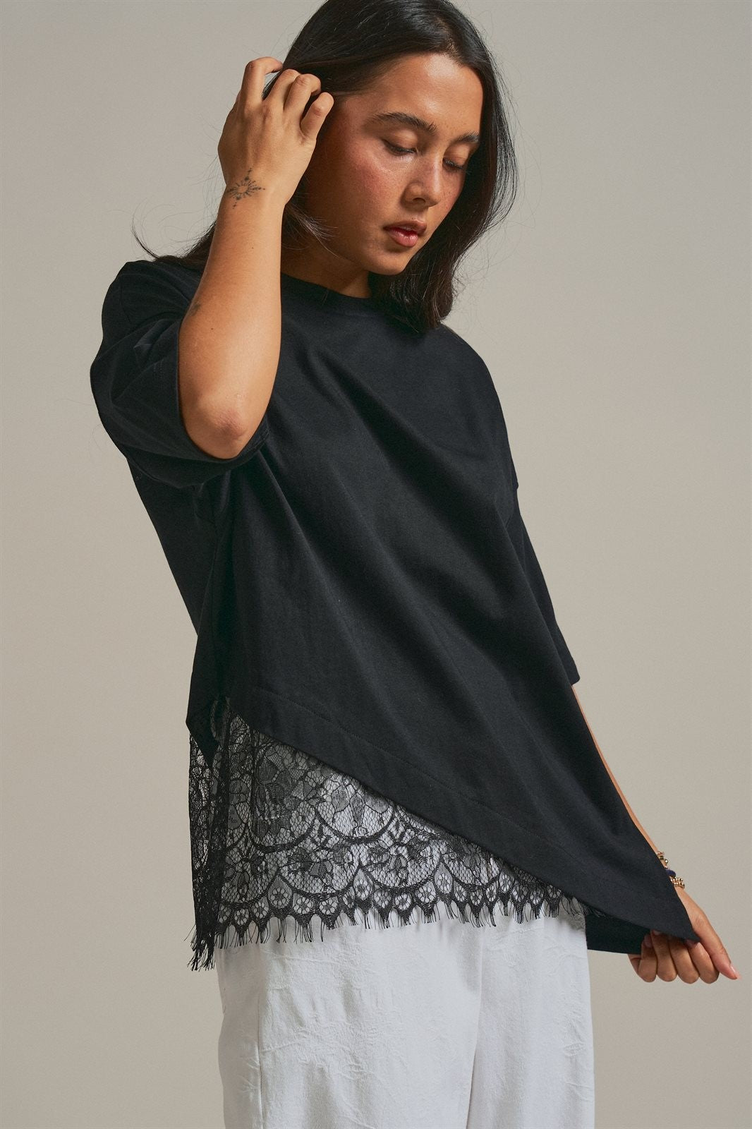 Oversized Cotton Tee with Asymmetric Lace Hem in BLACK - Women's T-Shirts & Polos | Urban Daizy