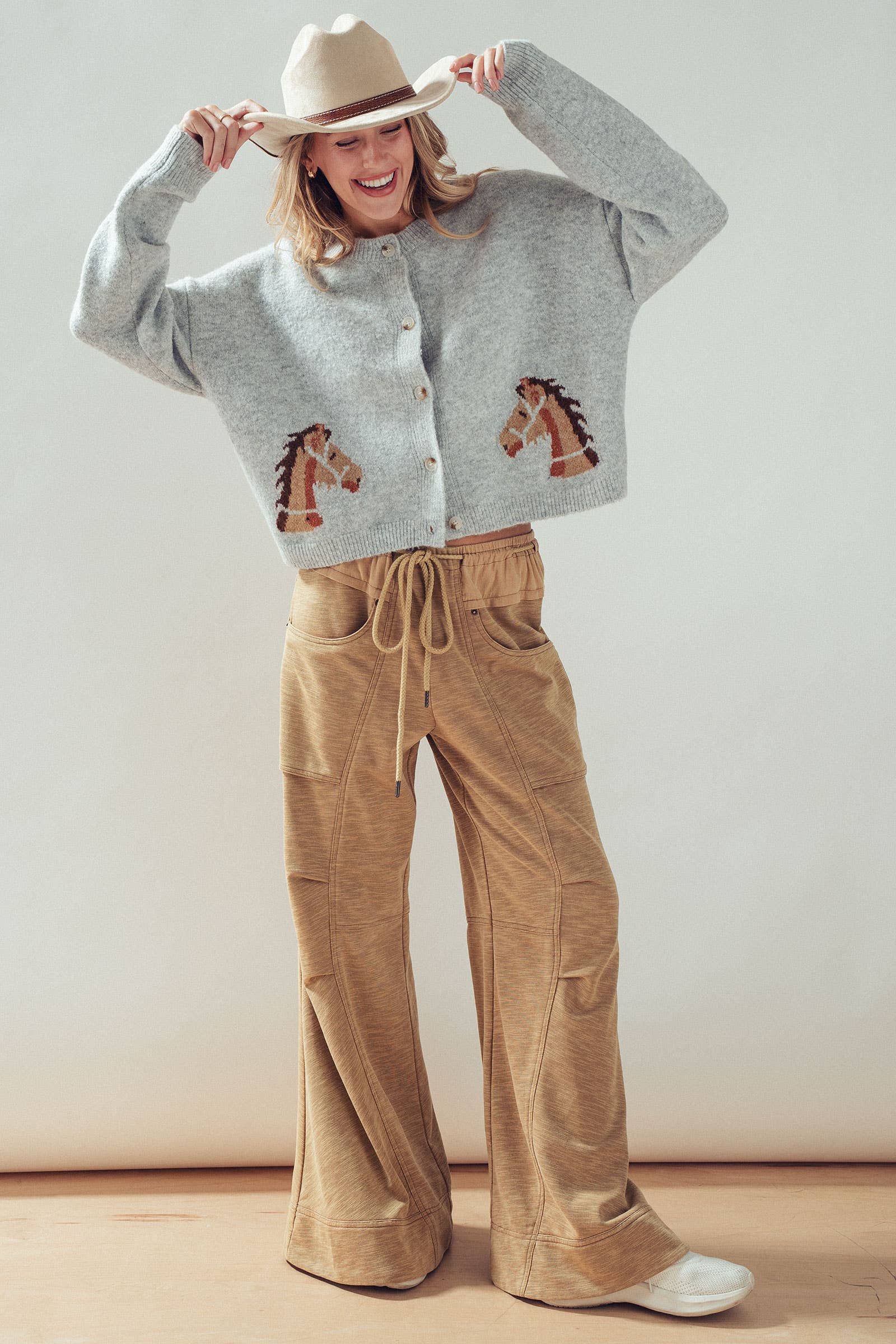 Western Horse Graphic Button Front Cropped Cardigan Sweater