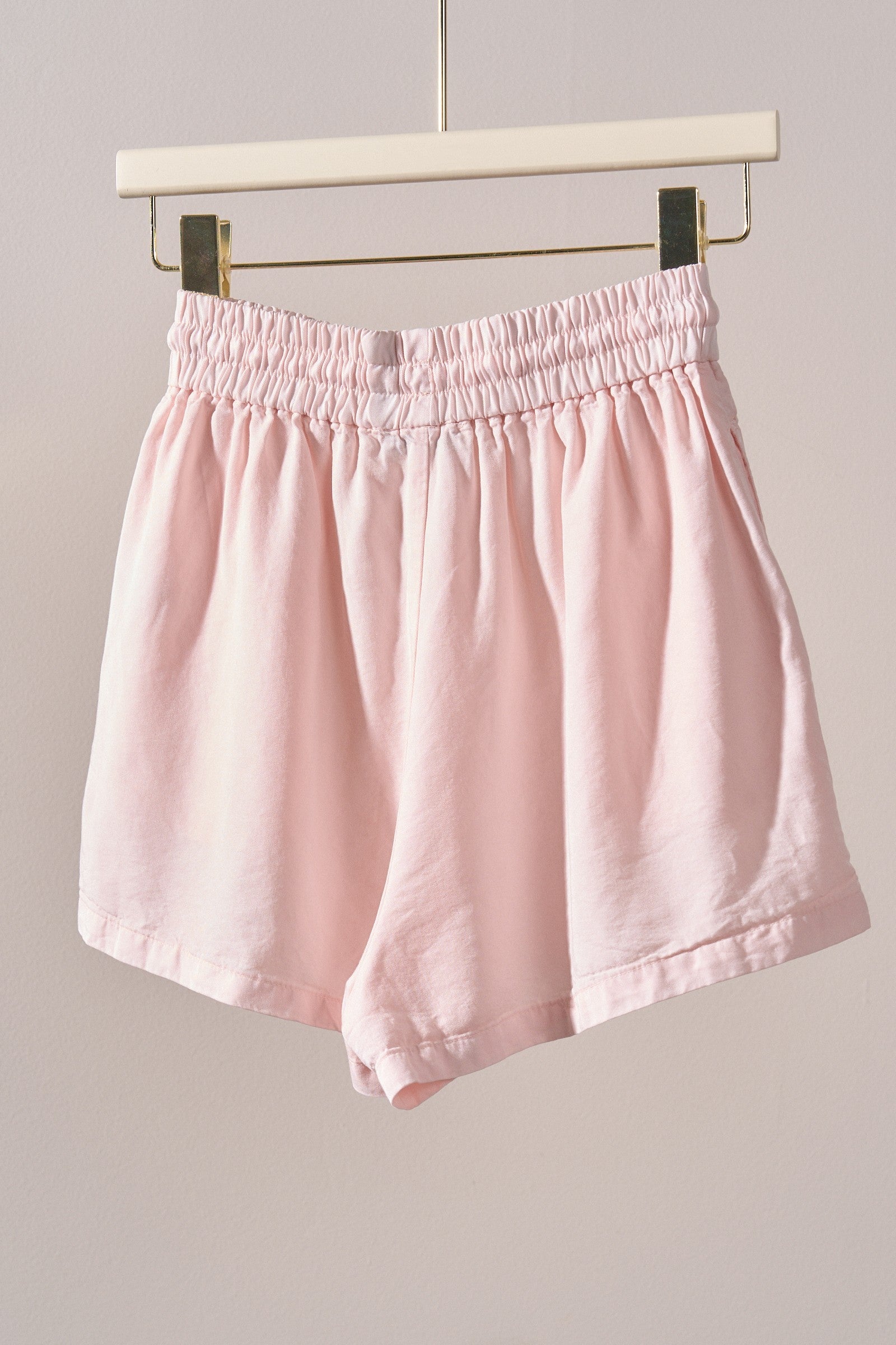 Sun Washed Chambray Shorts in PINK DUST - Women's Pants | Urban Daizy