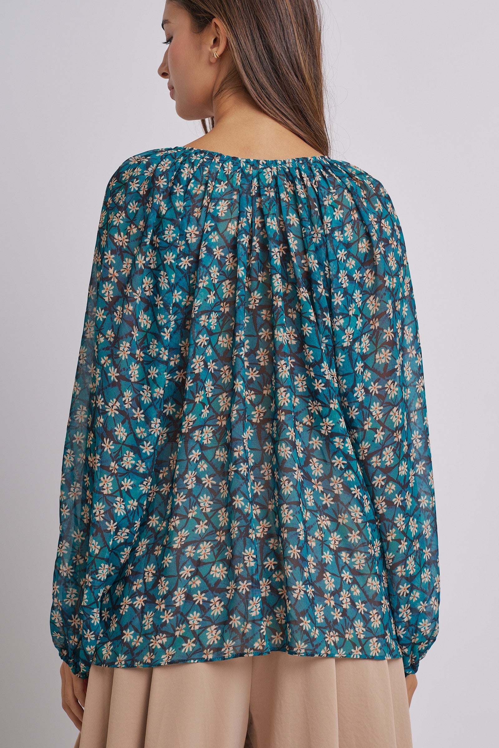 Bohemian Muse Floral Blouse in GREEN MULTI - Women's Pants | Urban Daizy