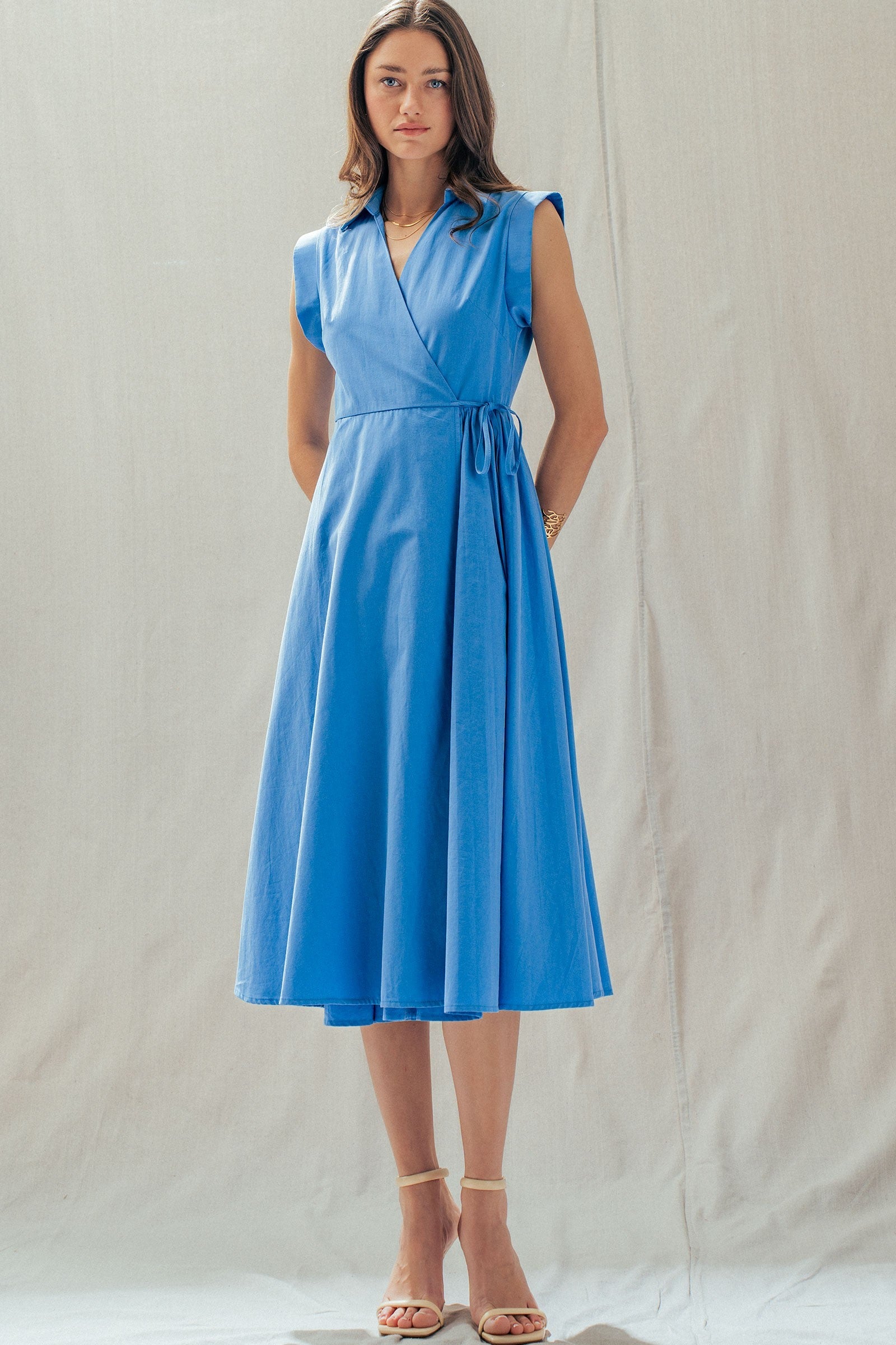 Side Tie Waist Wrap Midi Dress in BLUE - Women's Dresses | Urban Daizy