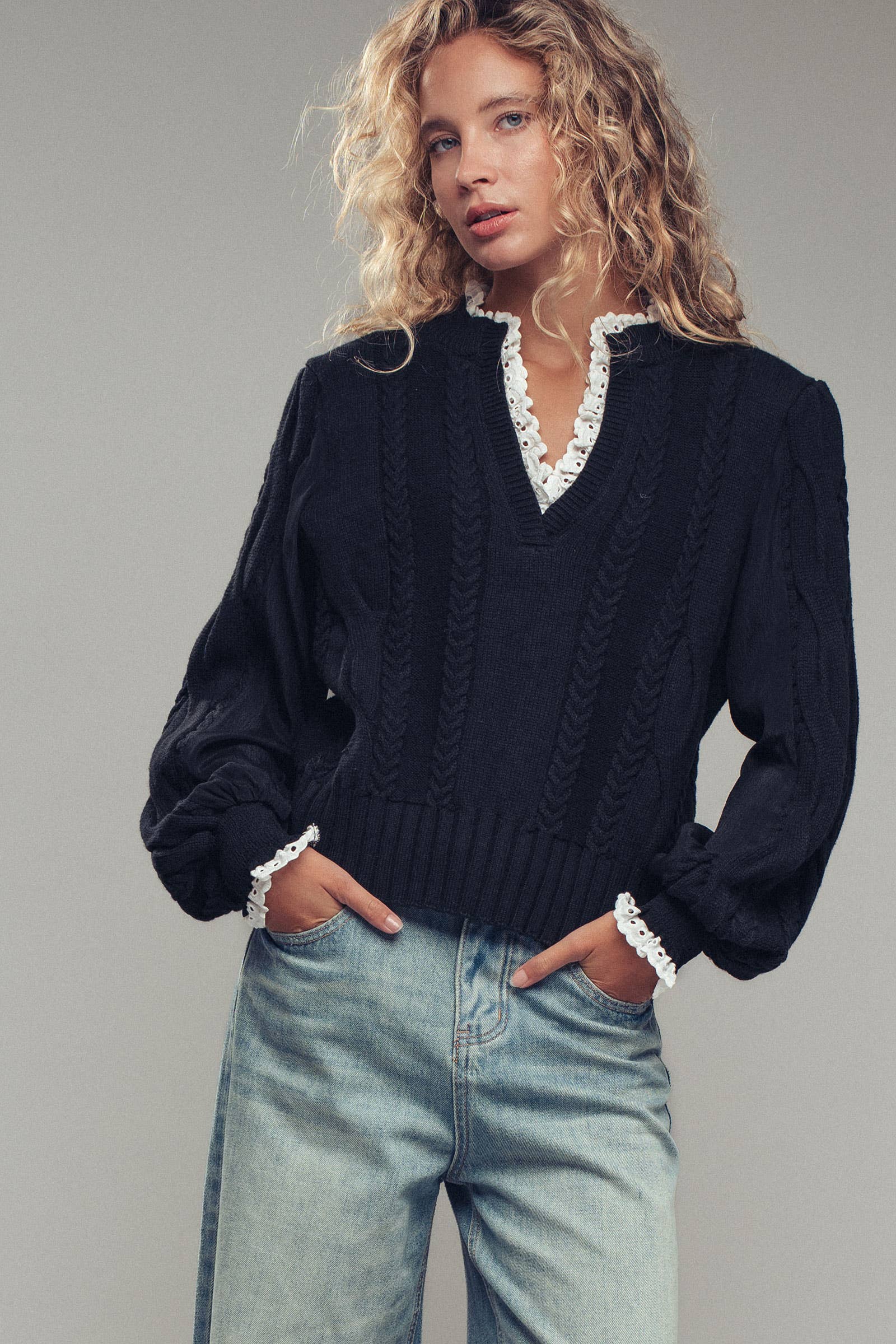 Lace Trim Cable Knit Pullover Sweater