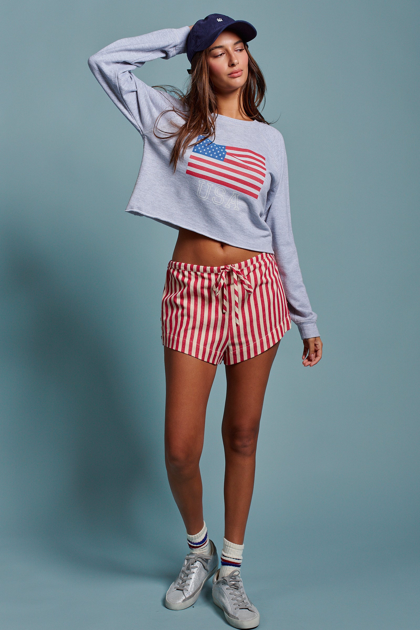 Cropped USA Flag Graphic Sweatshirt