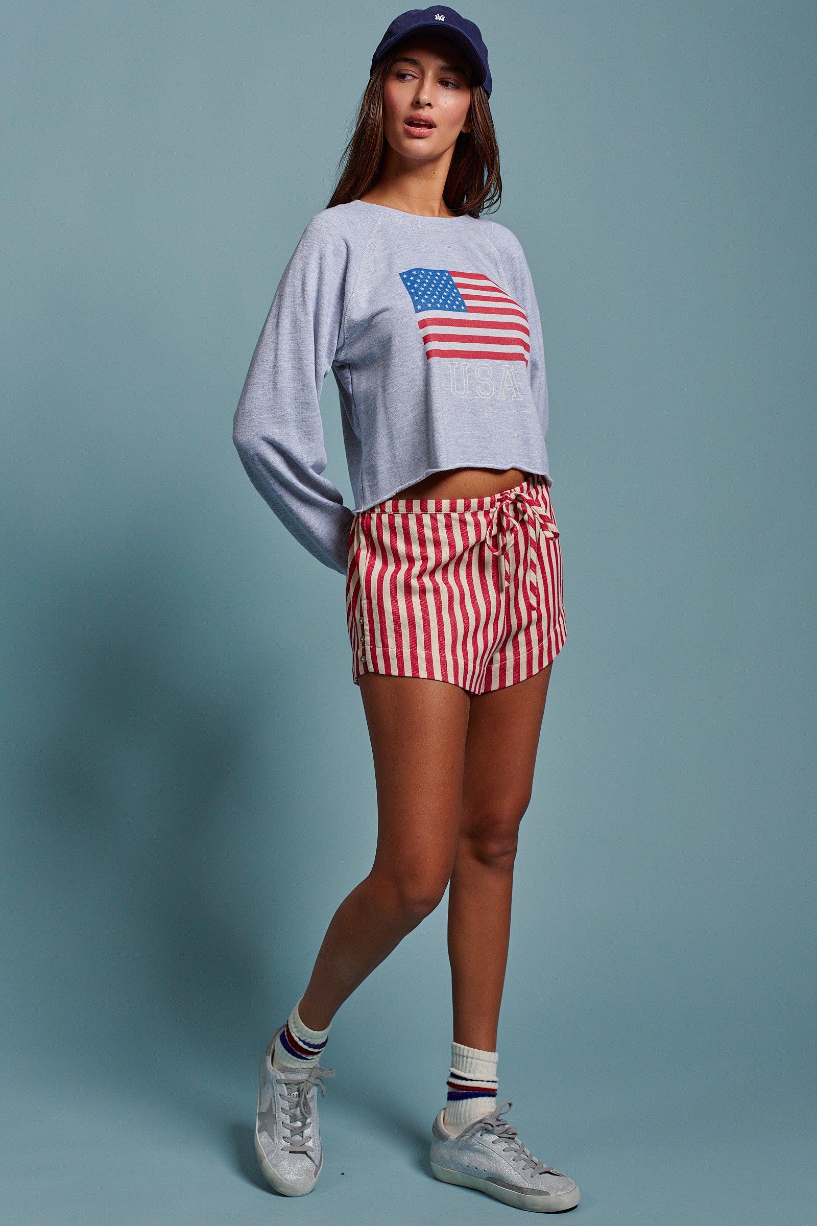 Cropped USA Flag Graphic Sweatshirt