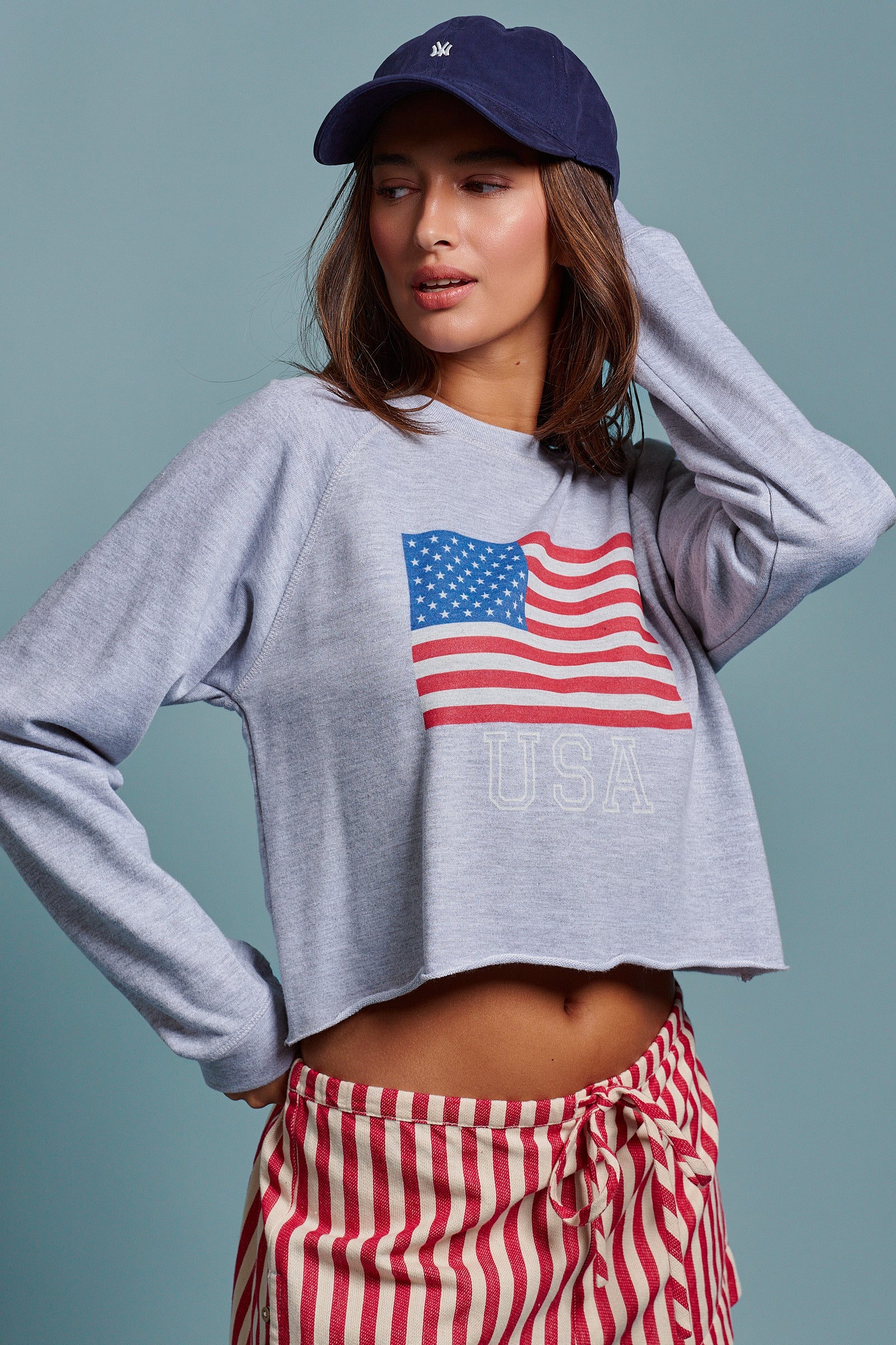 Cropped USA Flag Graphic Sweatshirt