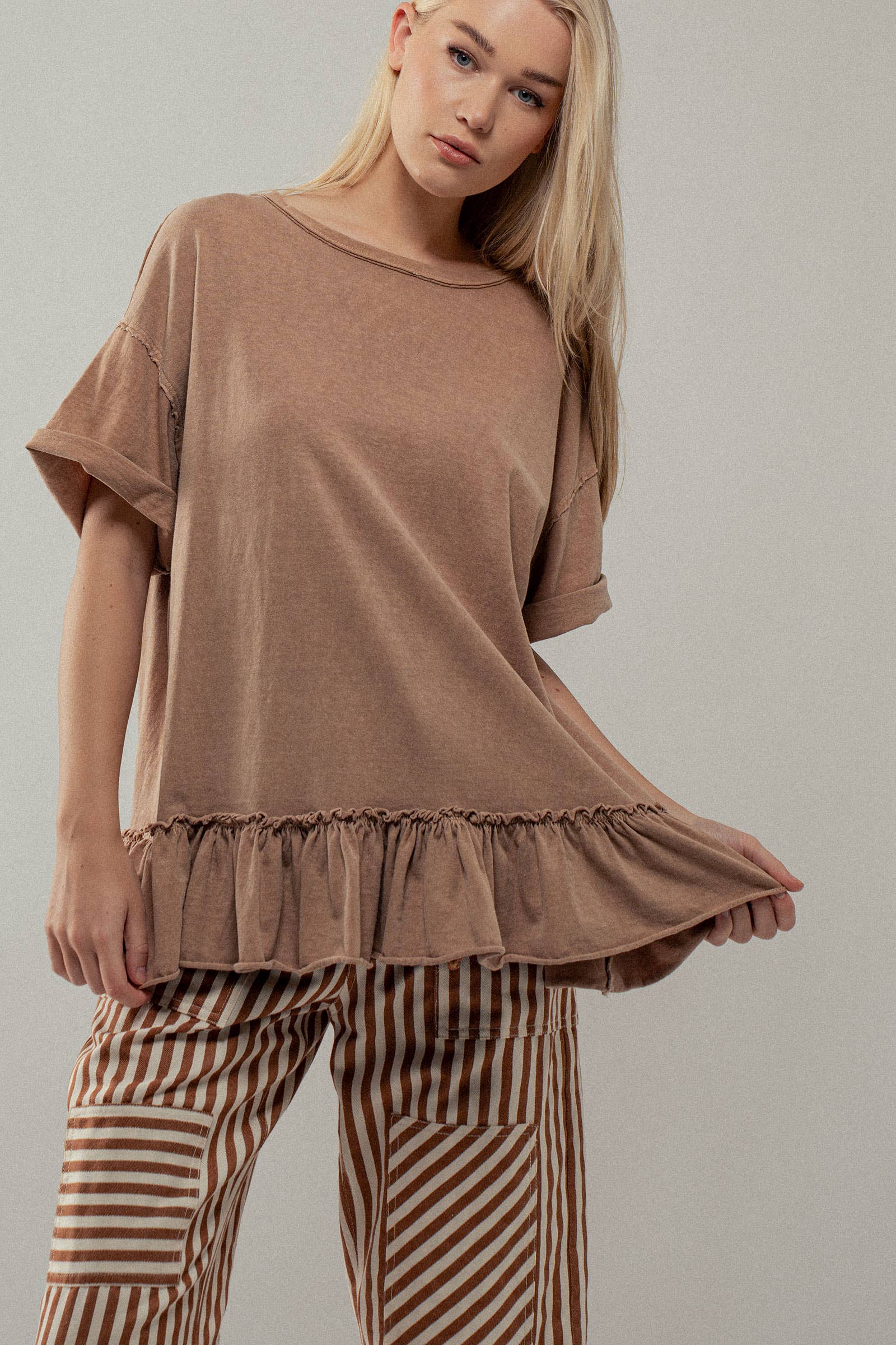 Casual Drop Shoulder Ruffle Hem Exposed Stitch Crew Neck Top