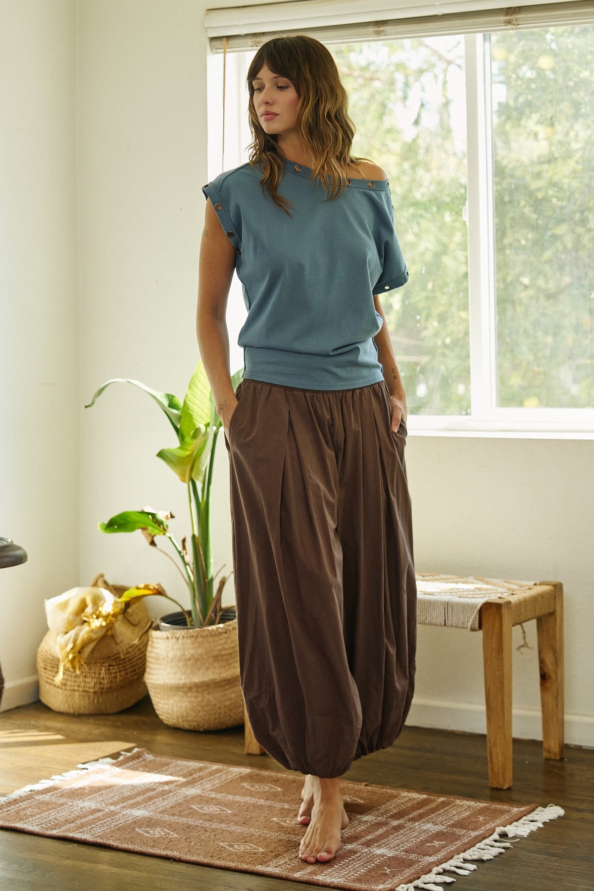 Balloon Hem Wide Leg Pants in BROWN - Women's Casual Pants | Urban Daizy