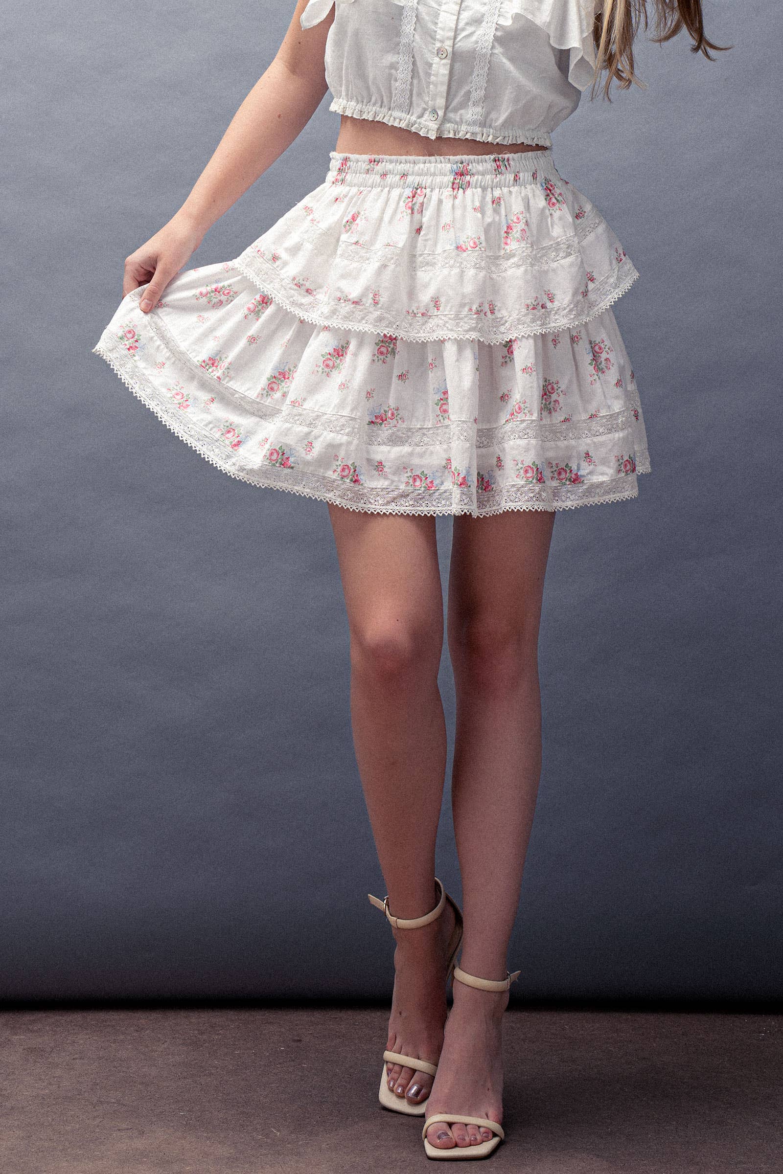 Urban Daizy Romantic Rose Print Lace Trim Tiered Mini Skirt Ivory Skirt - Women's (UDZ-AC-00158) – alternate view 4