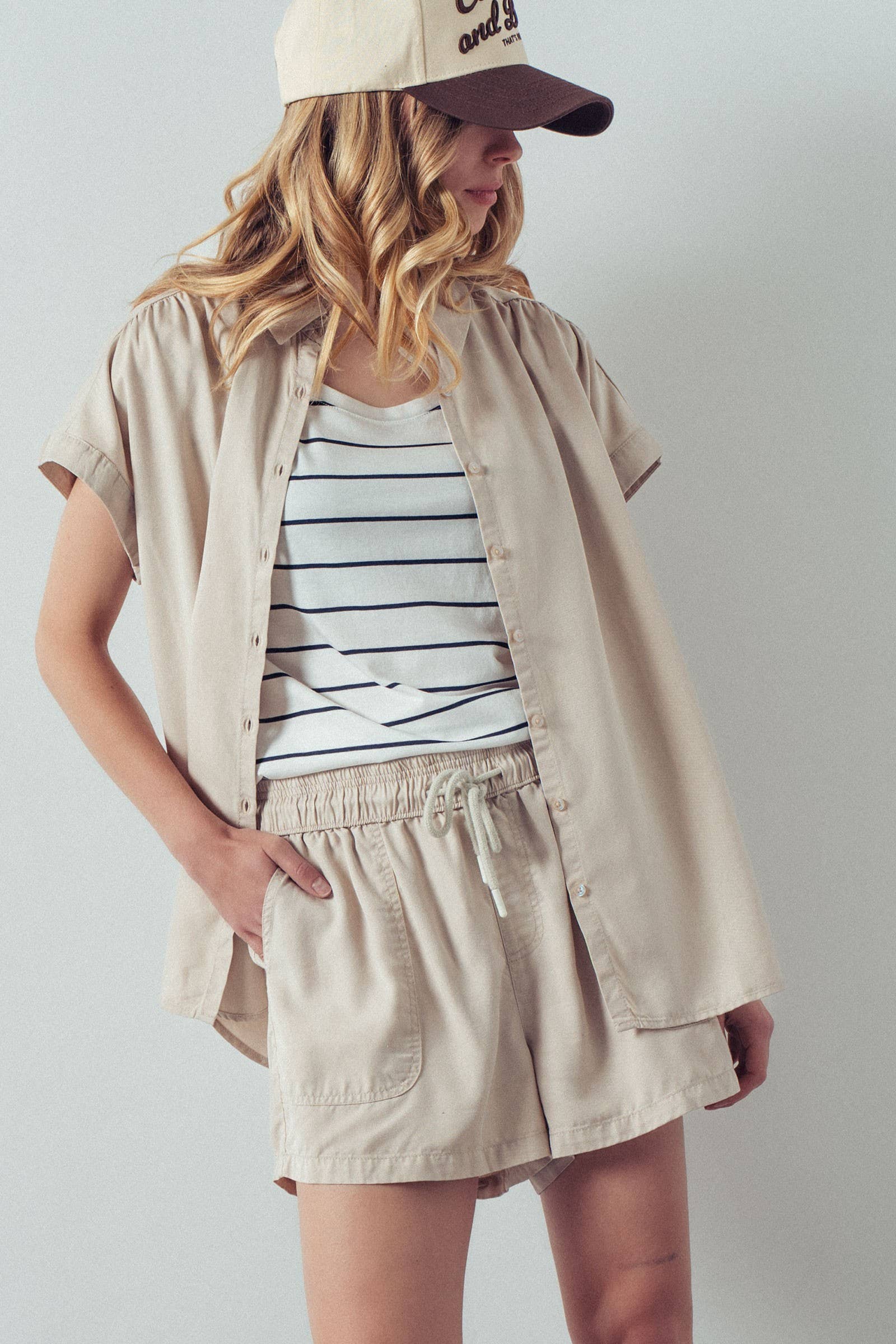 Relaxed Fit Drawstring Patch Pocket Shorts