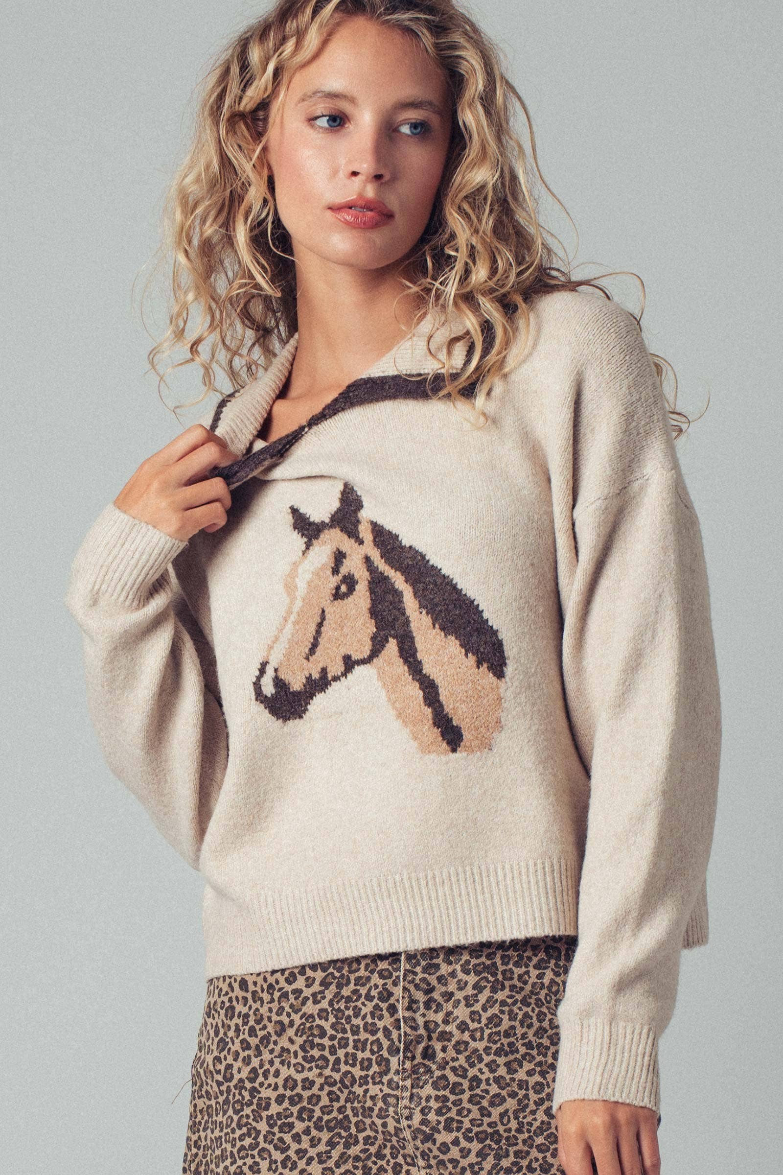 Urban Daizy Equestrian Horse Intarsia Knit Sweater Taupe Knit Sweater - Women's (UDZ-OT-00357)