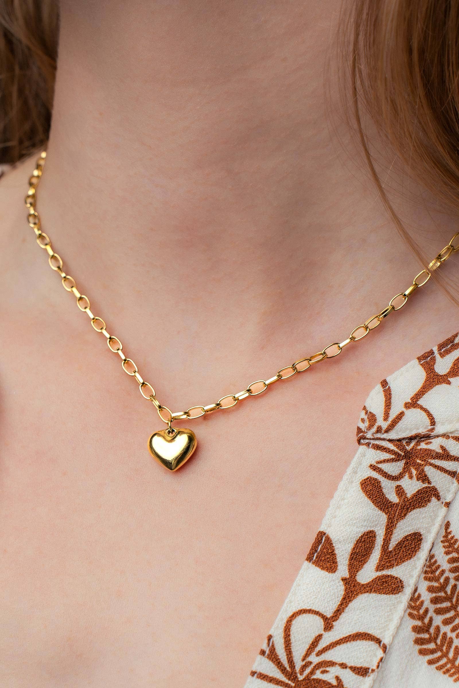 Urban Daizy 14K Gold Plated Stainless Steel Puff Heart Chain Necklace Yellow-Gold Pendant/Charm Necklace (UDZ-JW-00001)