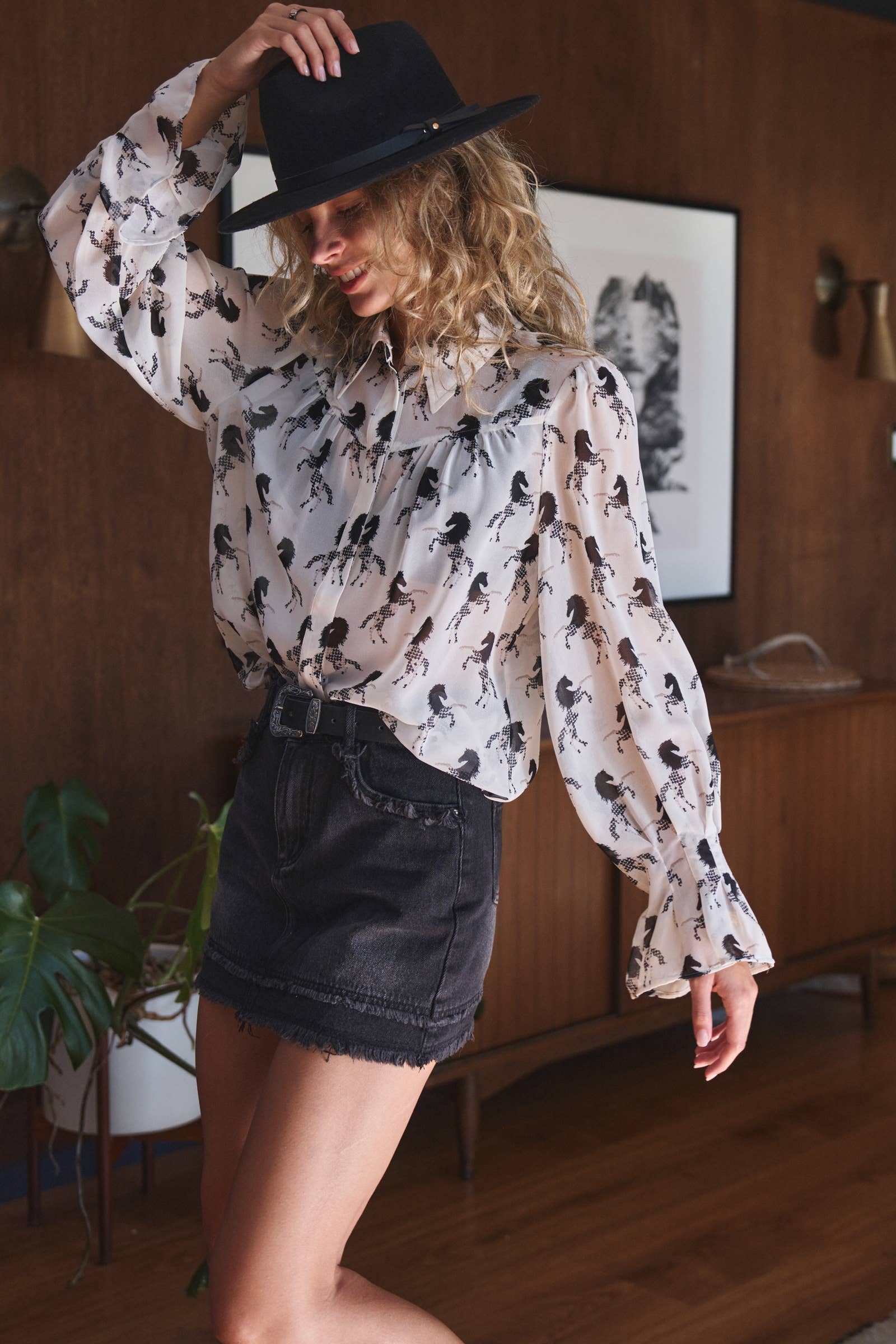 Urban Daizy Western Horse Print Button Down Blouse Flared Cuff Ivory-Black Blouse - Women's (UDZ-TP-01055) – alternate view 4