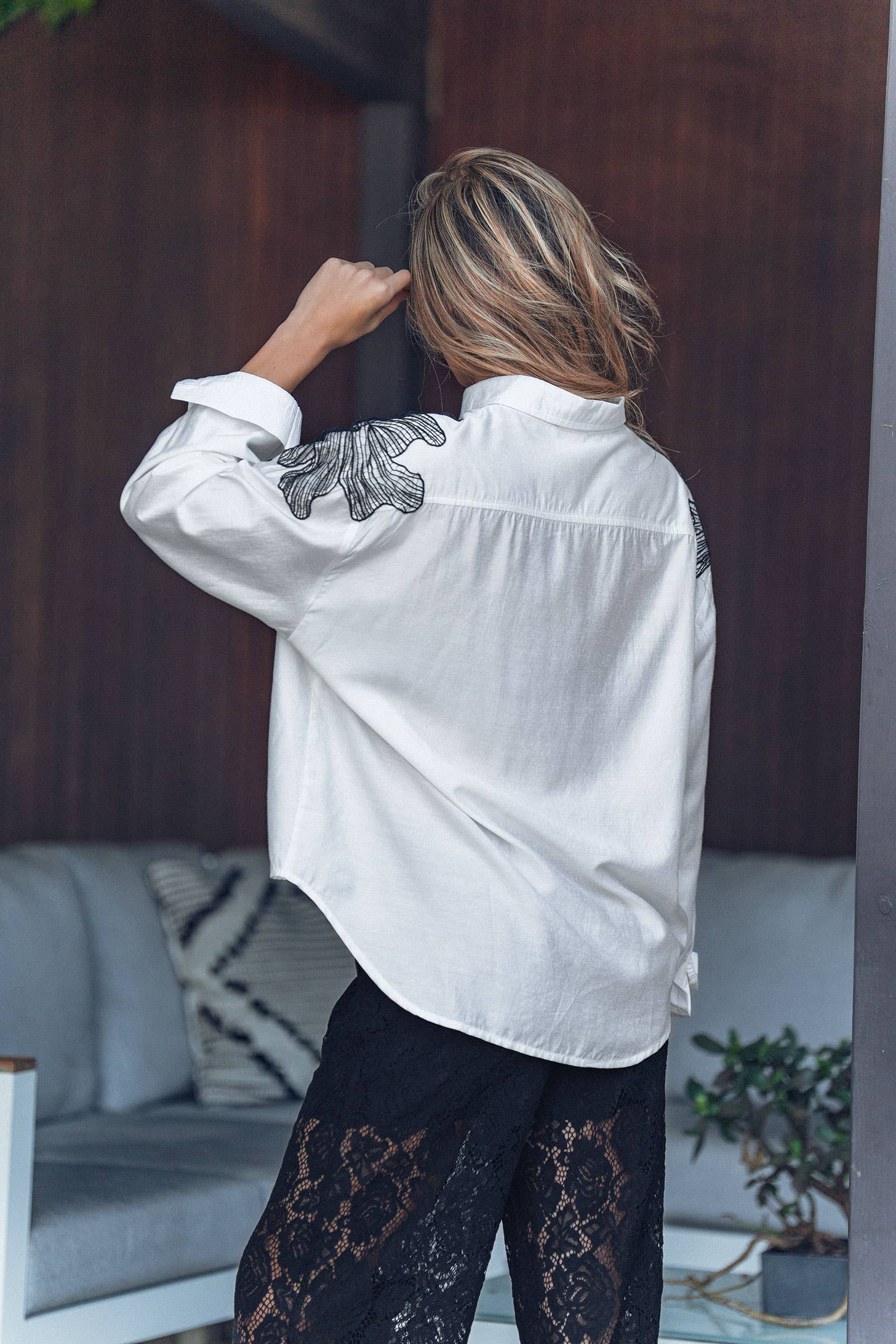 Embroidered Leaf Shoulder Tencel Shirt