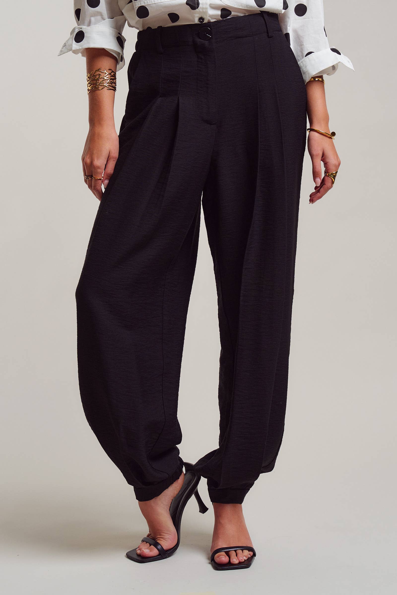 Urban Daizy Textured Pleated Front Tapered Jogger Trousers Khaki Pants - Women's (UDPT0168-Khaki) – alternate view 3