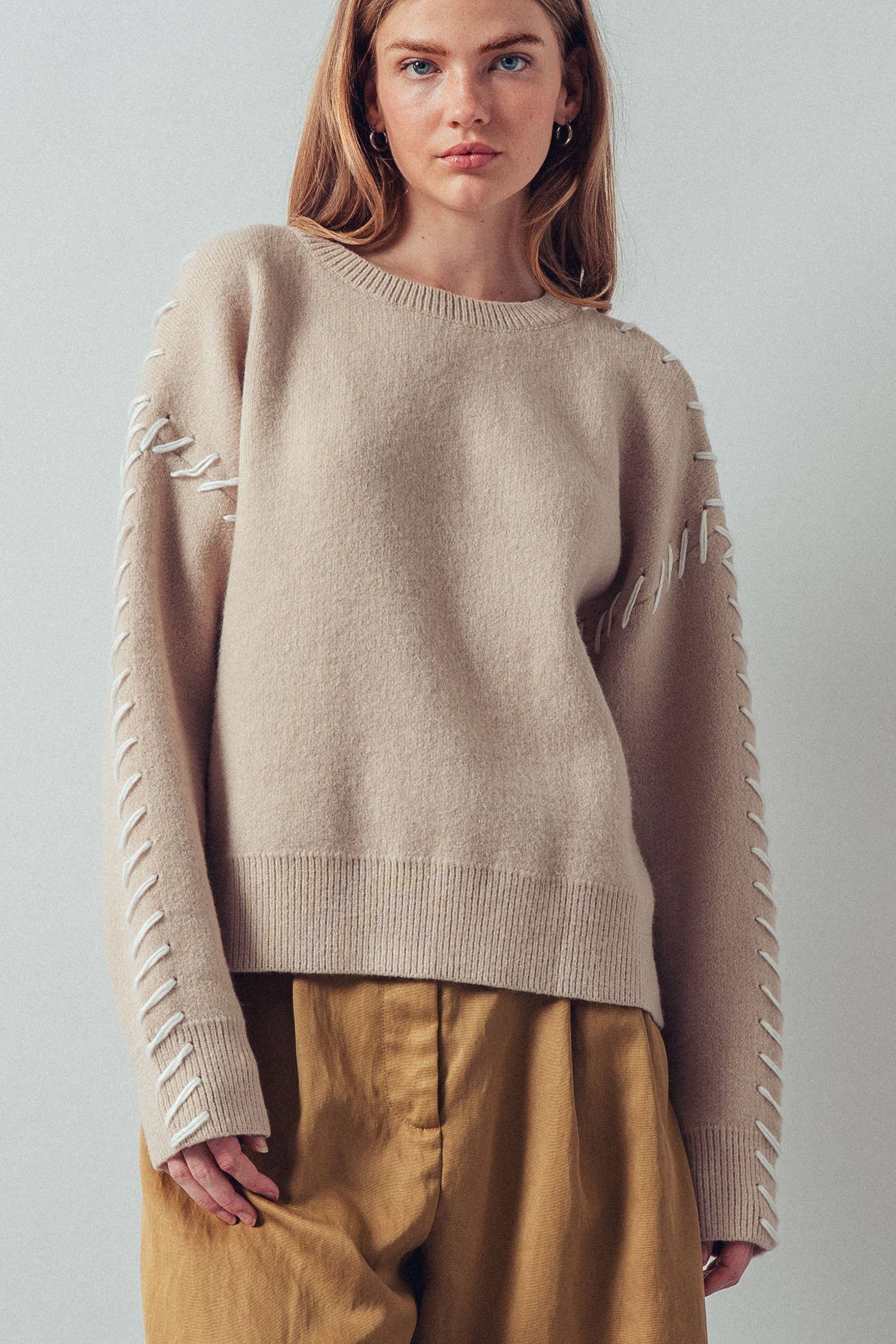 Contrast Whipstitch Detail Knit Sweater