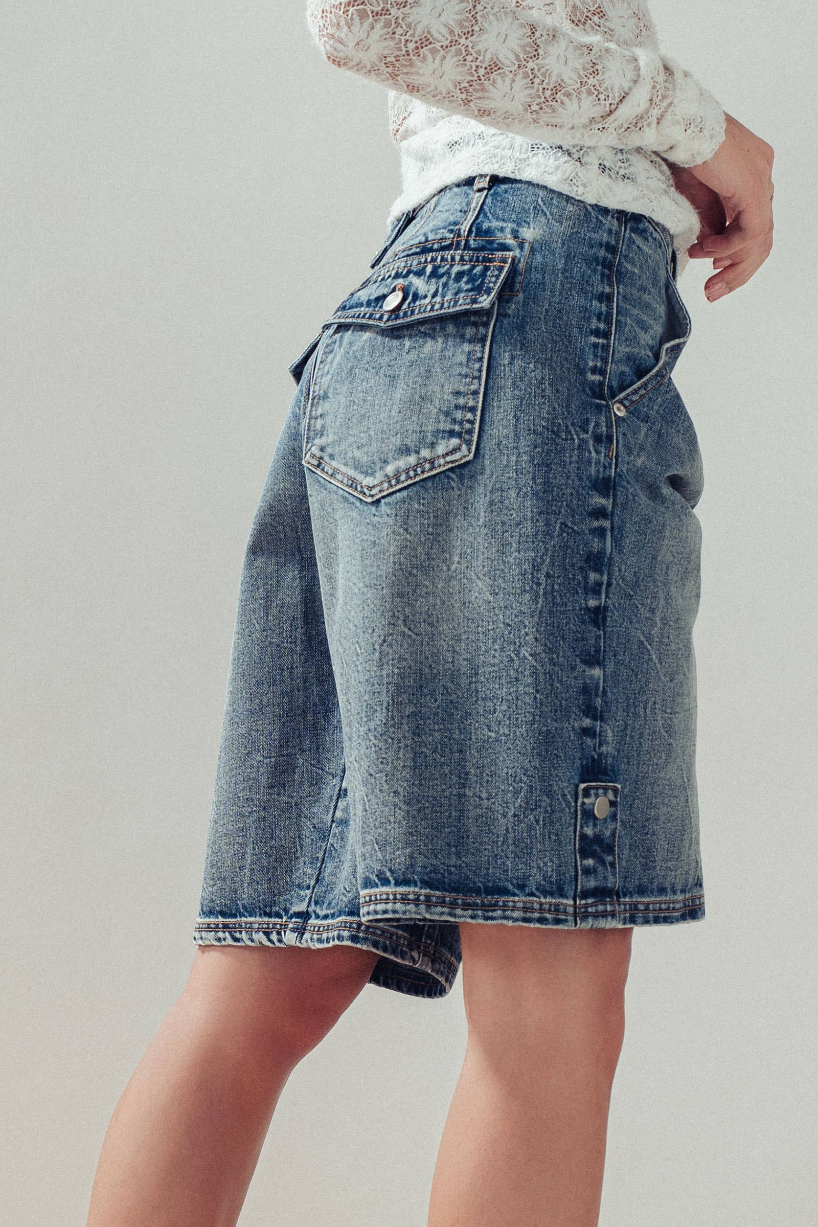 Urban Daizy Wide-Leg Utility Denim Bermuda Shorts Denim Shorts - Women's (UDZ-PT-00464) ��� alternate 