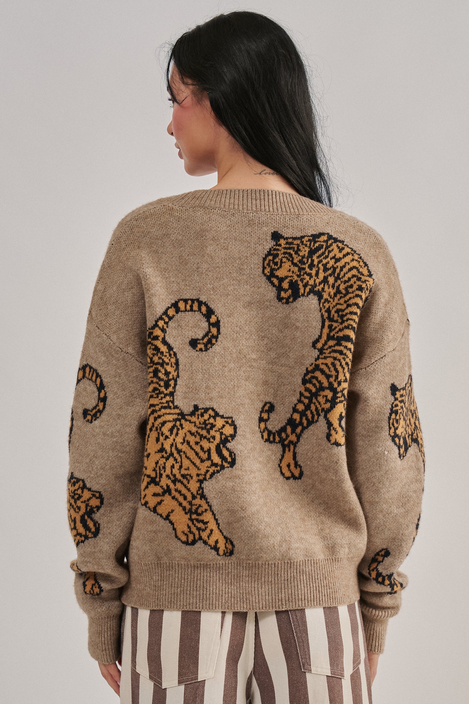 Tiger Jacquard Knit Sweater Cardigan | wholesale cardigan - women's | Urban Daizy