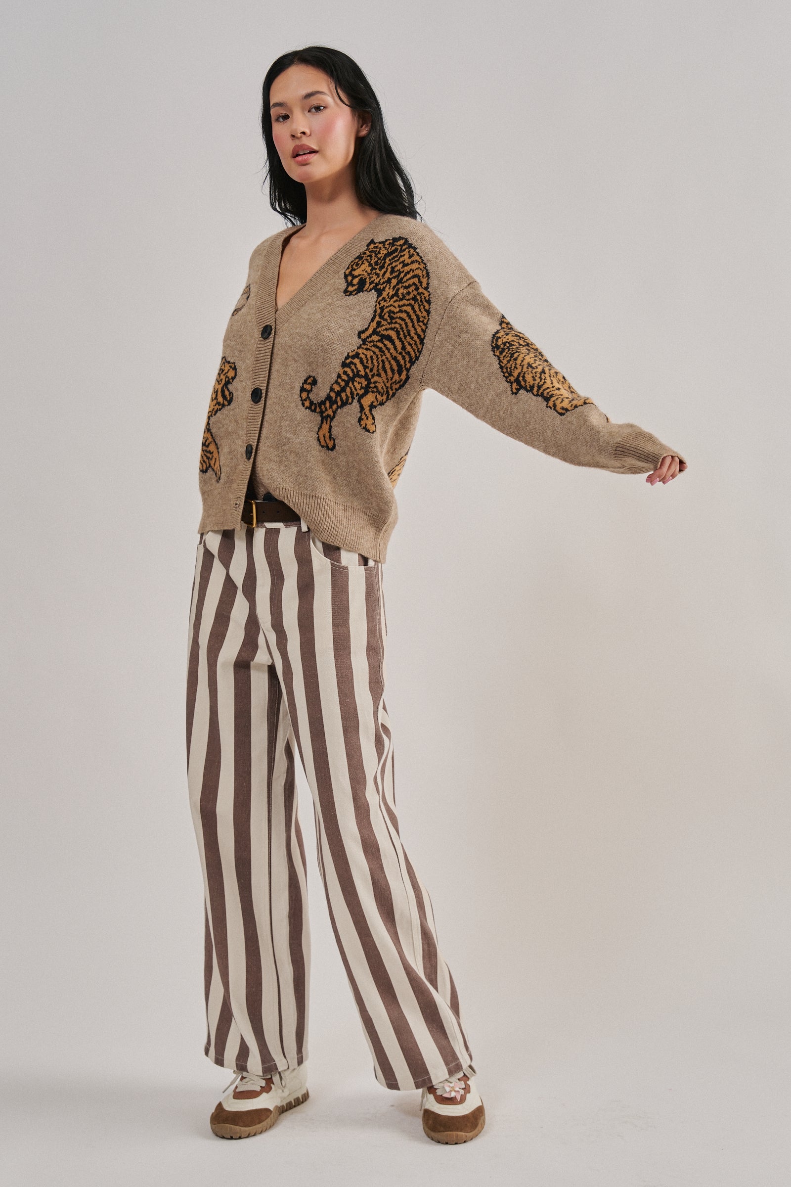 Tiger Jacquard Knit Sweater Cardigan