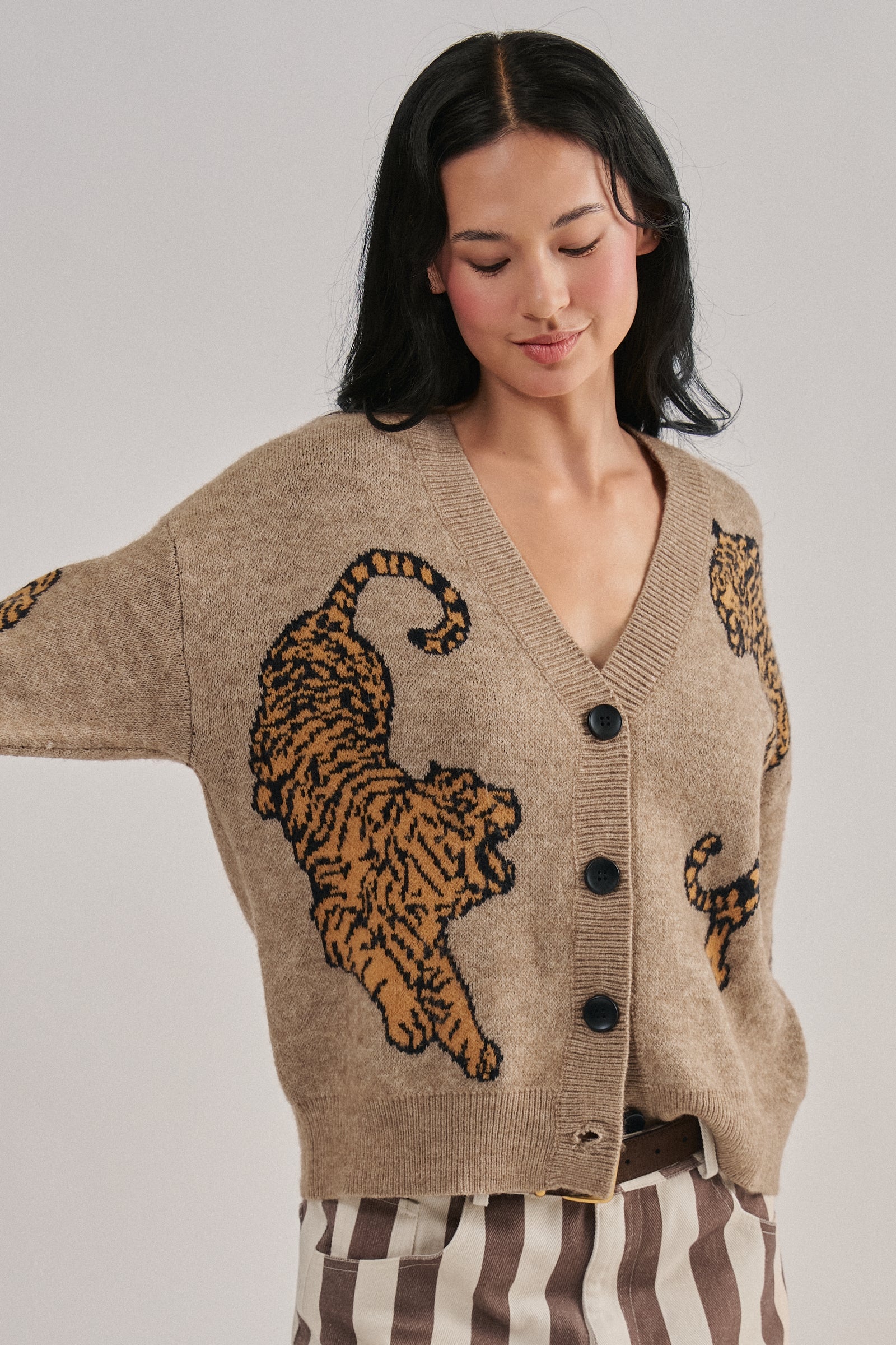 Tiger Jacquard Knit Sweater Cardigan
