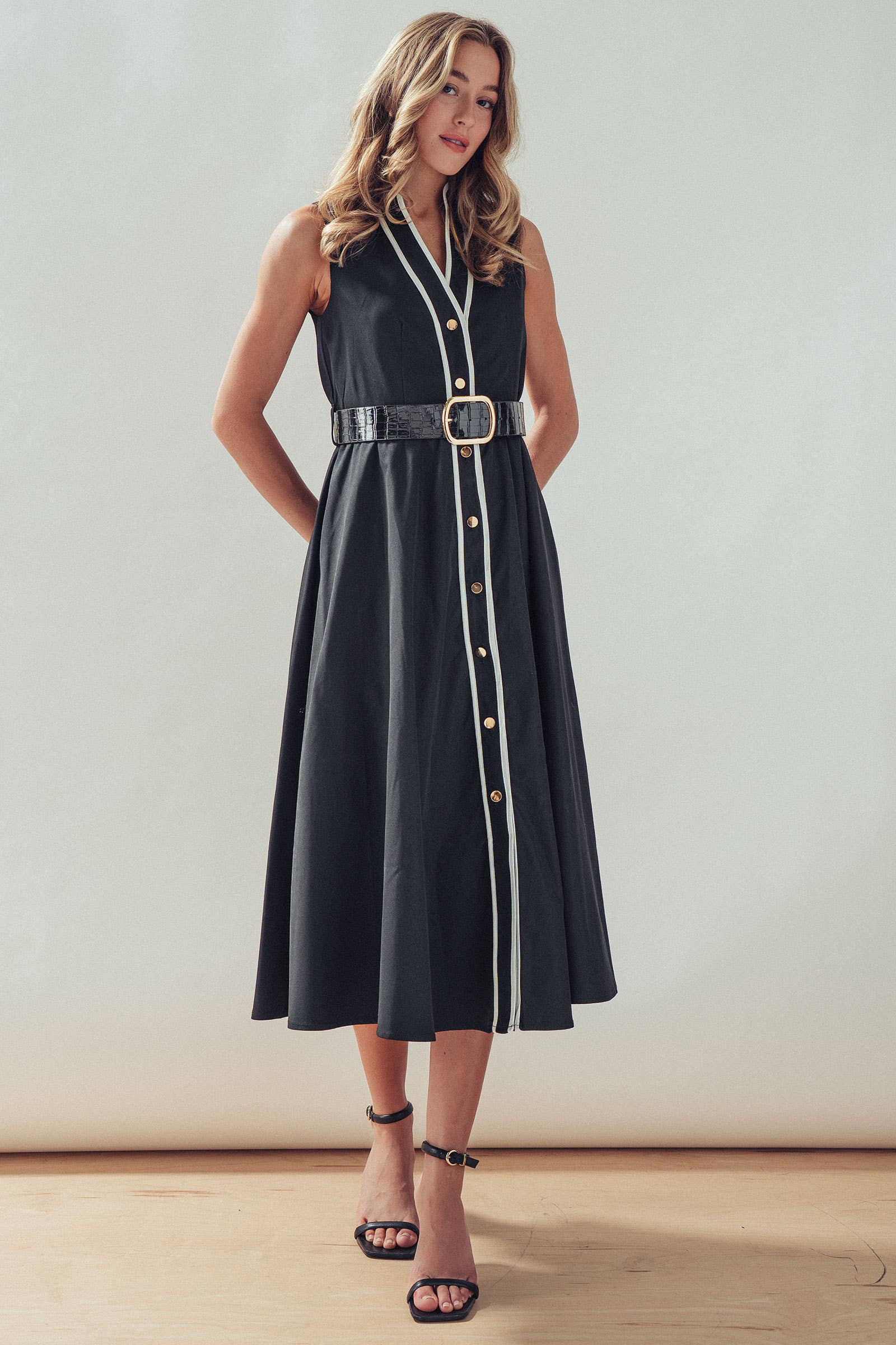 Sleeveless Contrast Trim A-Line Midi Dress