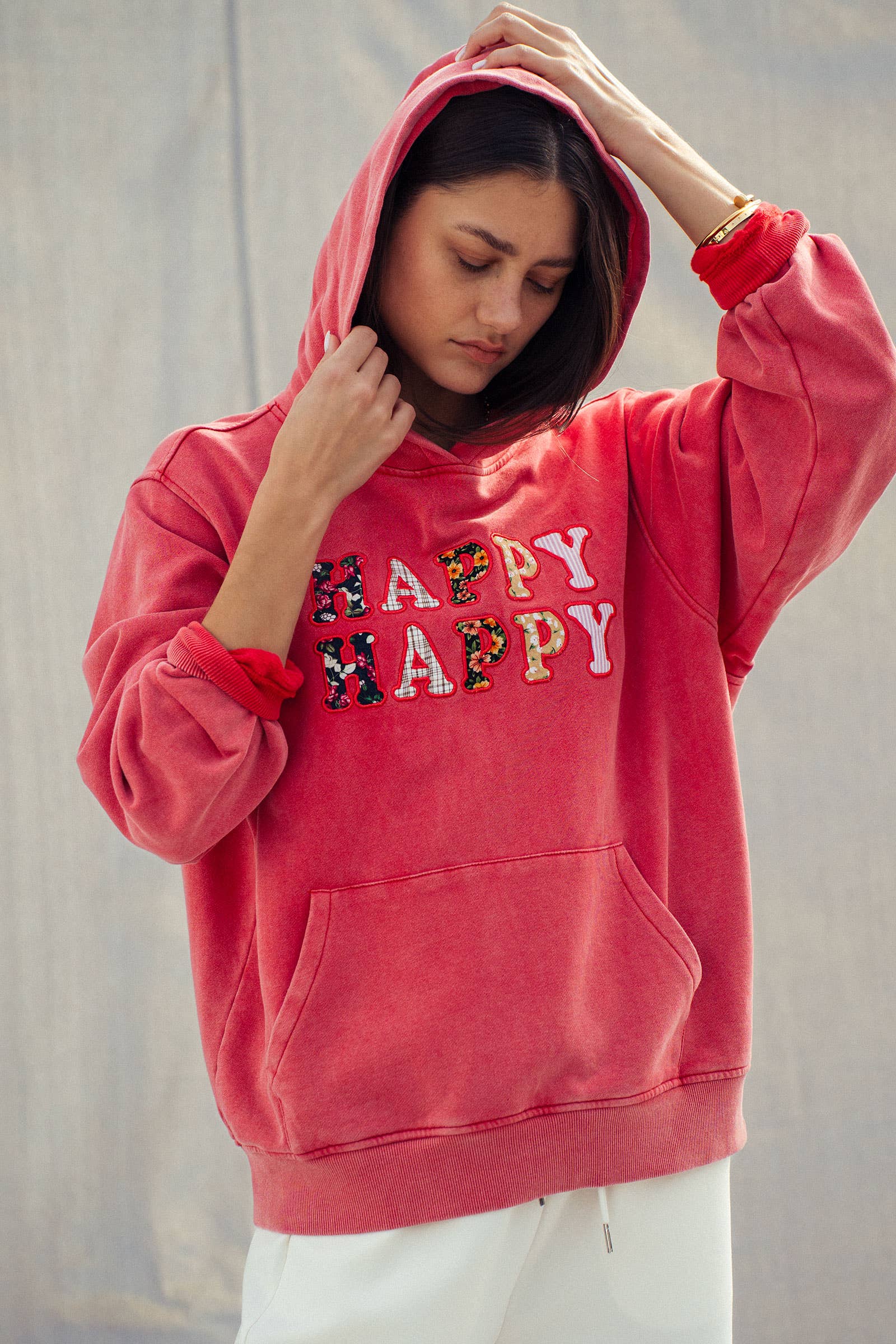 Urban Daizy "HAPPY HAPPY" Vintage Washed Hoodie Red Hoodie - Women's (UDZ-KN-00891) – alternate view 4